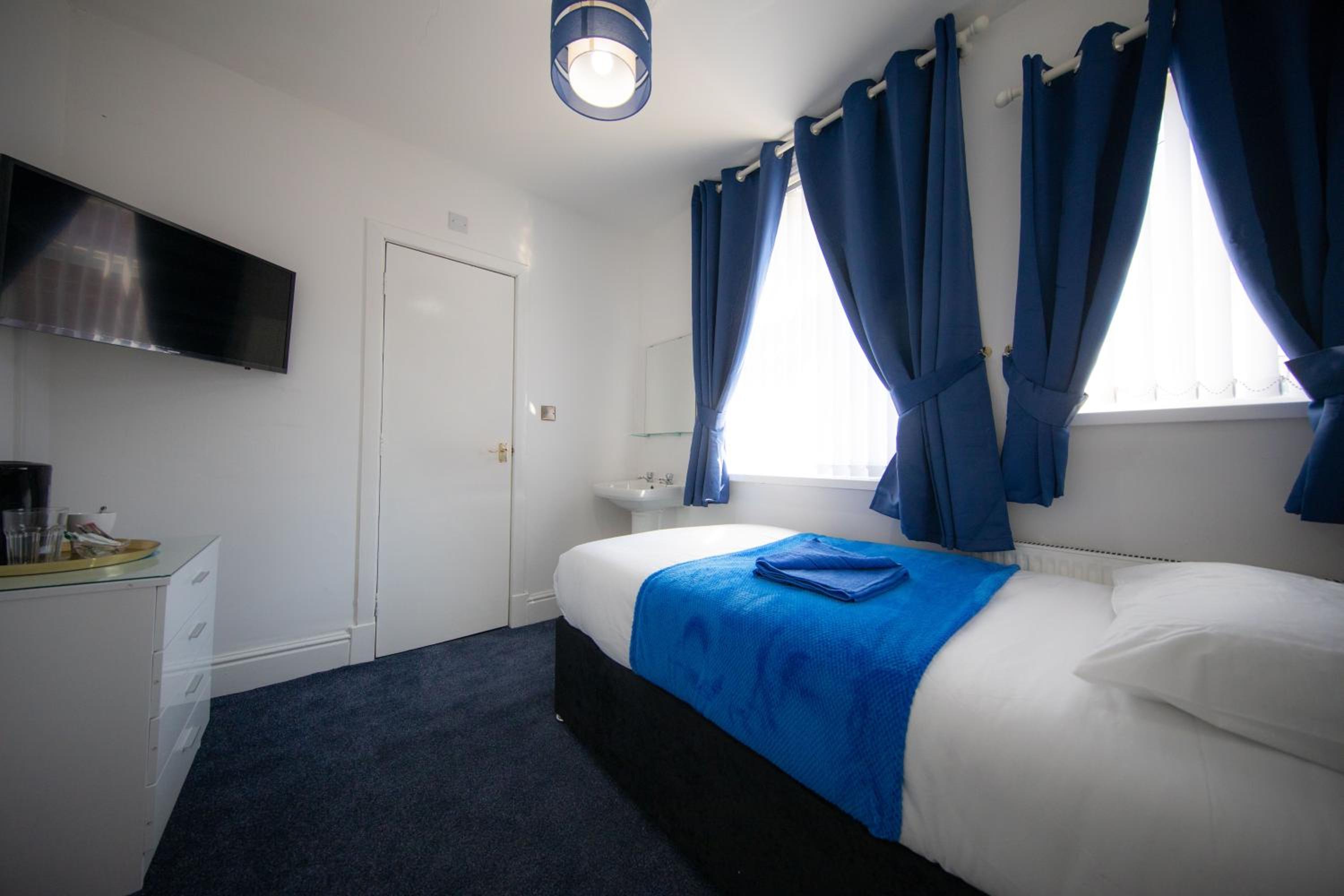 Budget Single Room