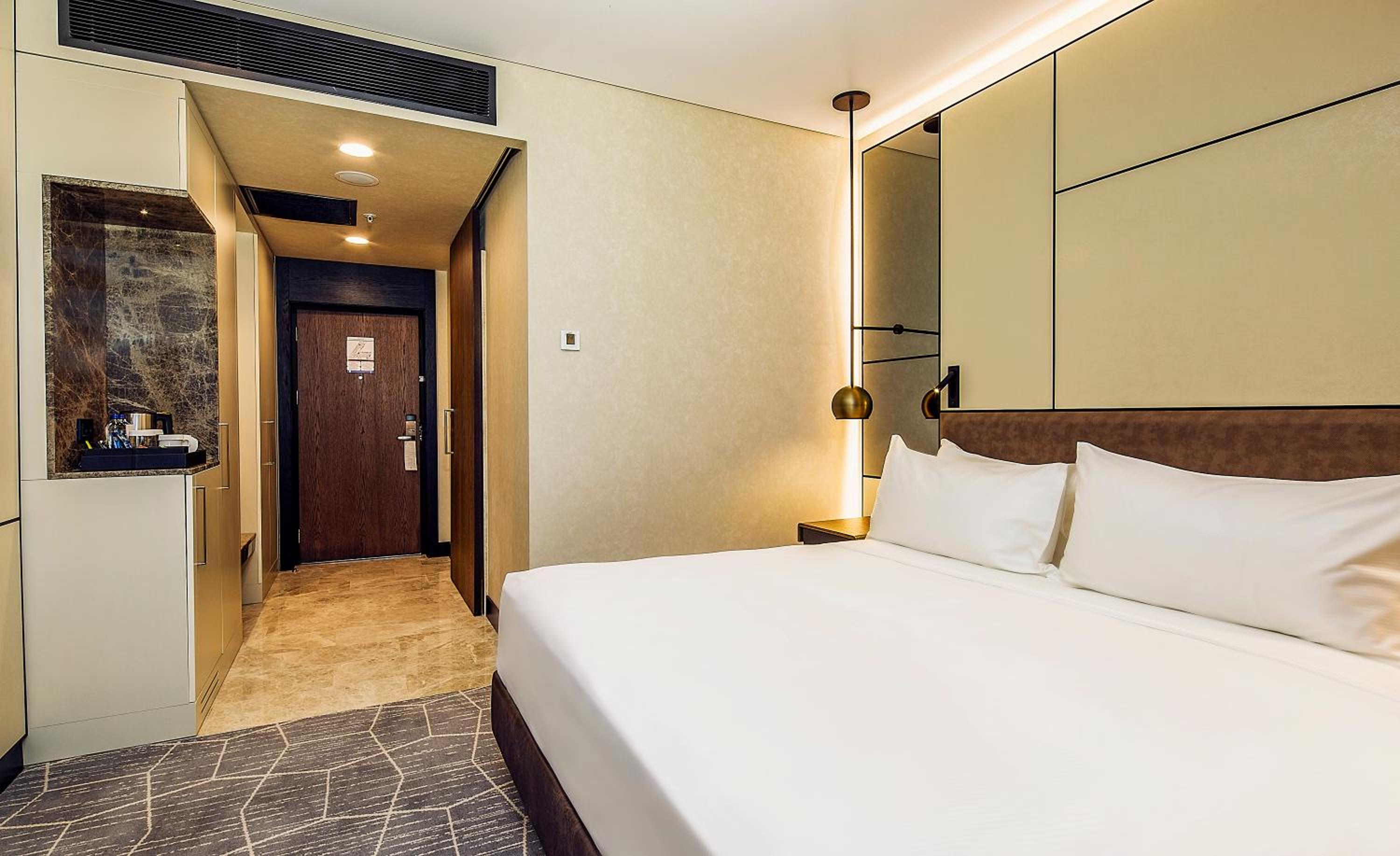 Habitación Superior con Vista a la Ciudad - Cama King