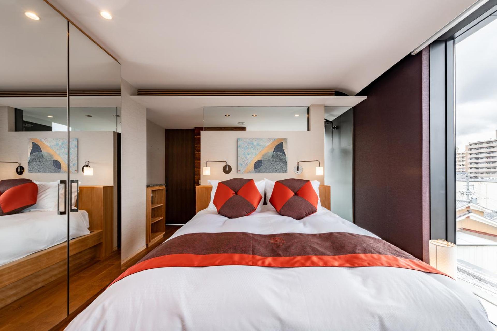 Double Room - Photo 6