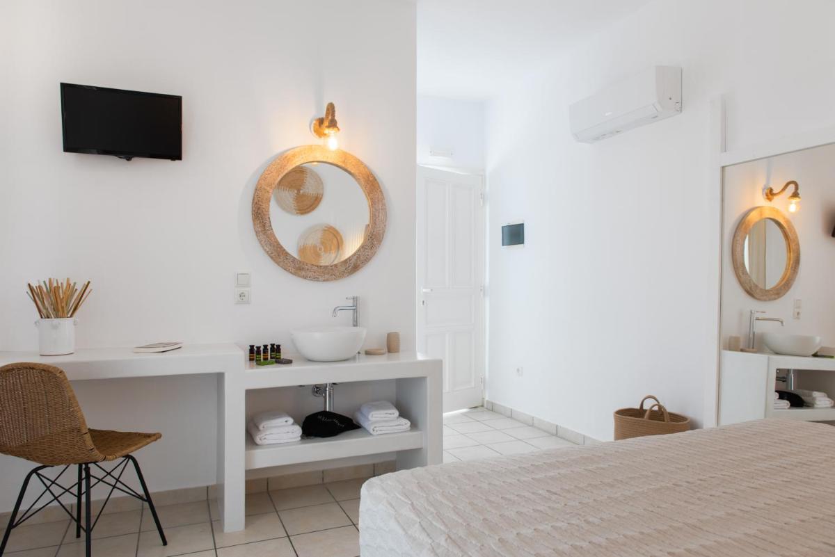 Double Room with Sea View photo 3
