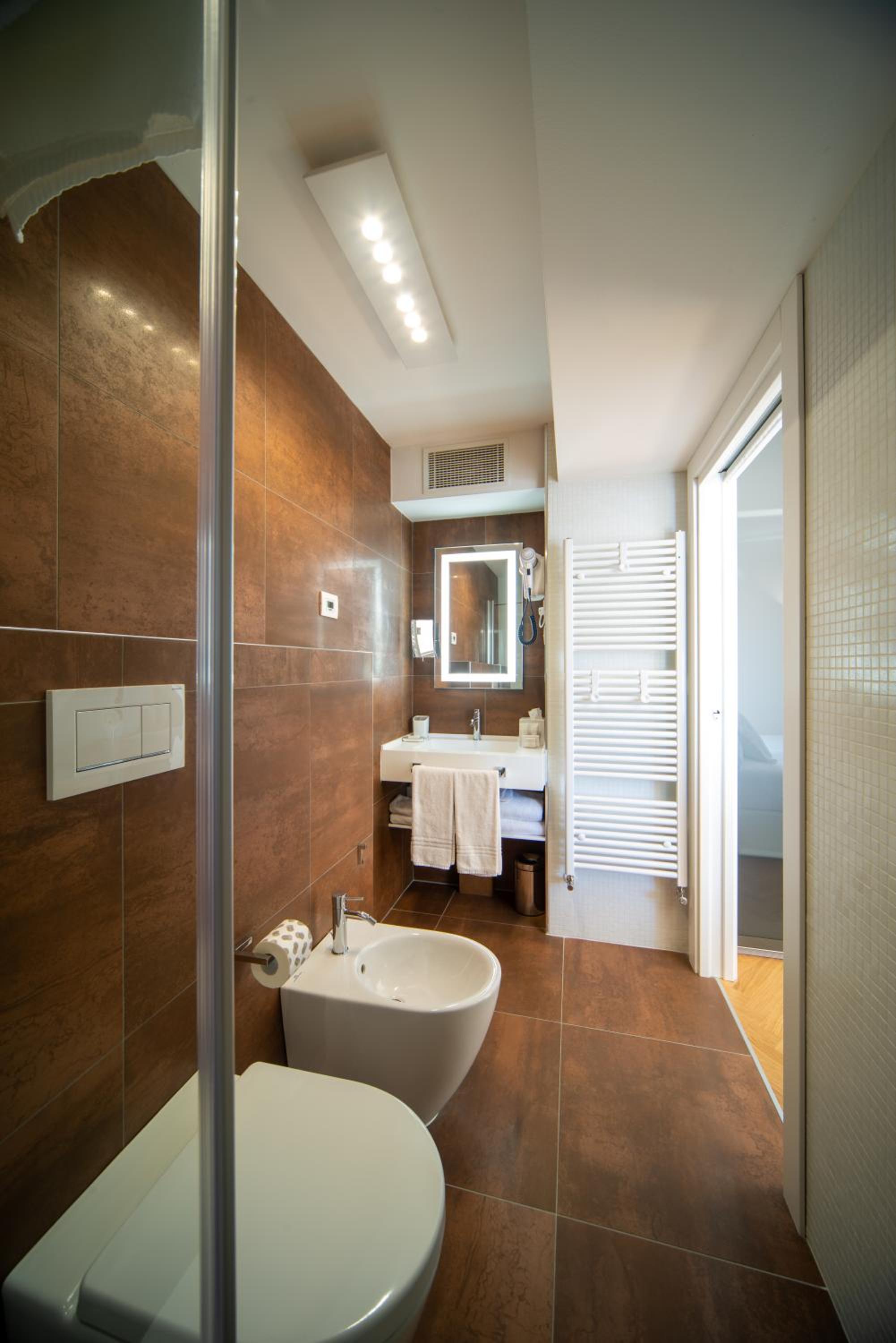 Deluxe Double Room - Photo 4