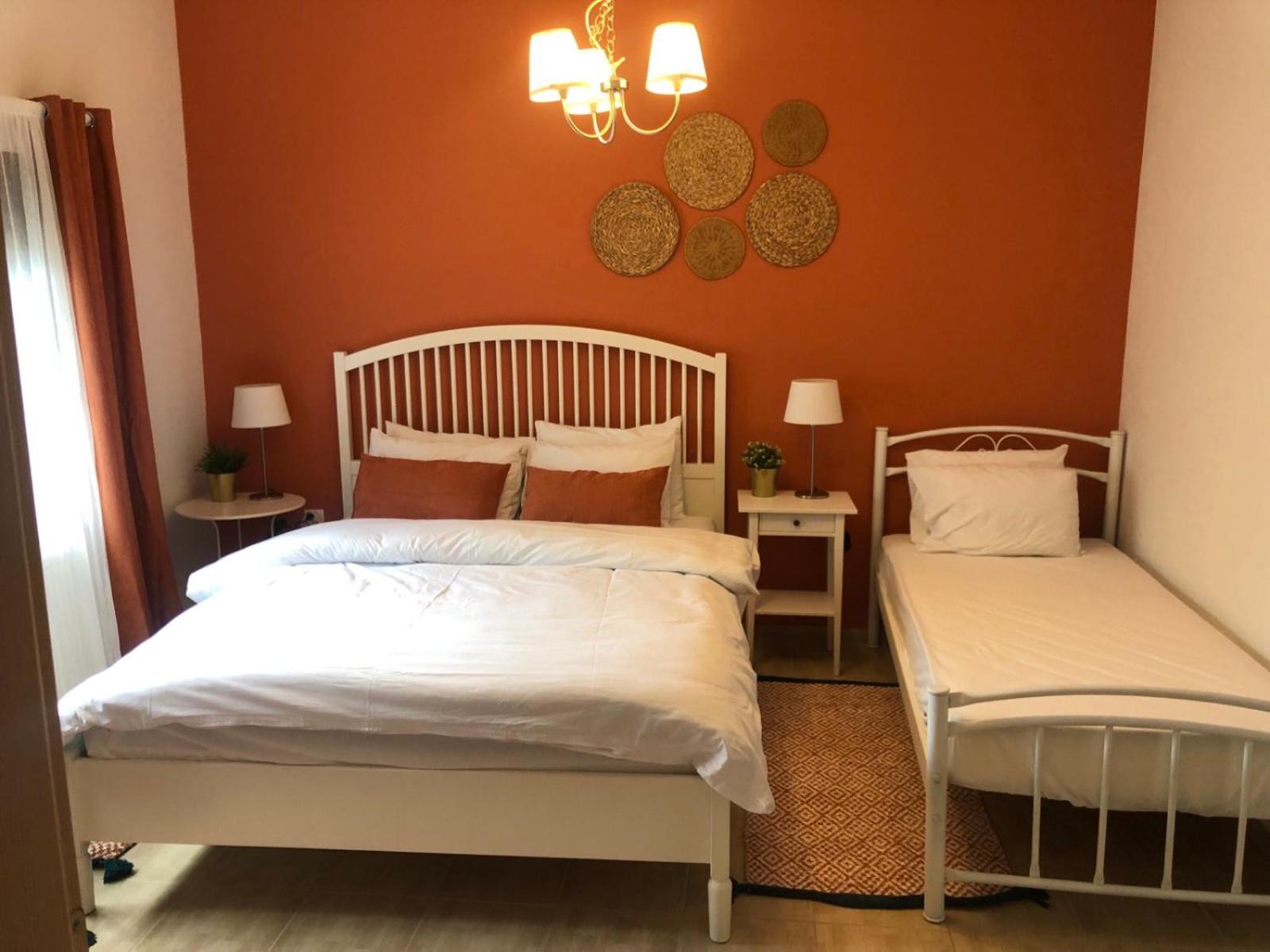 Deluxe Family Room - Photo 9