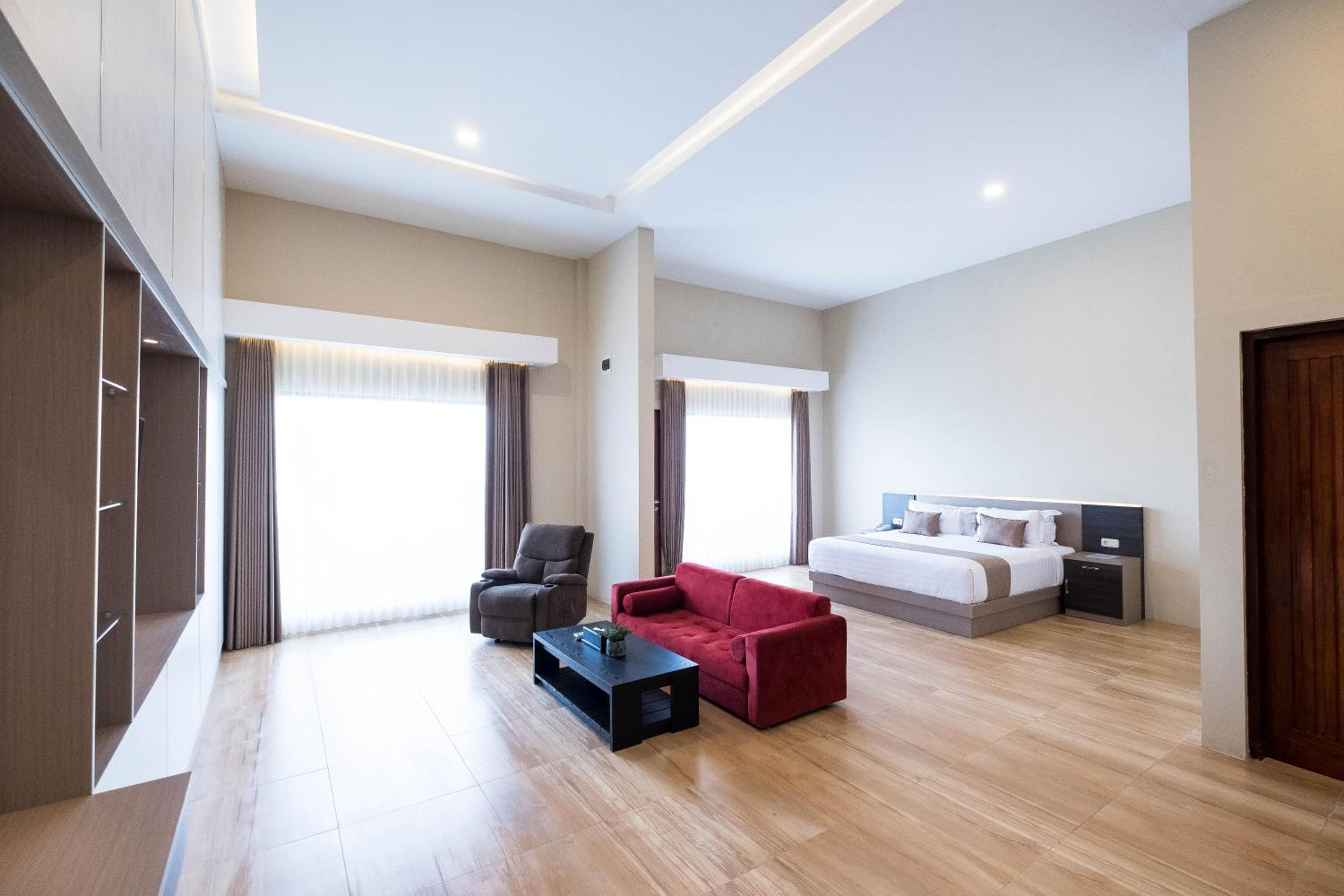 Family Room - Photo 1