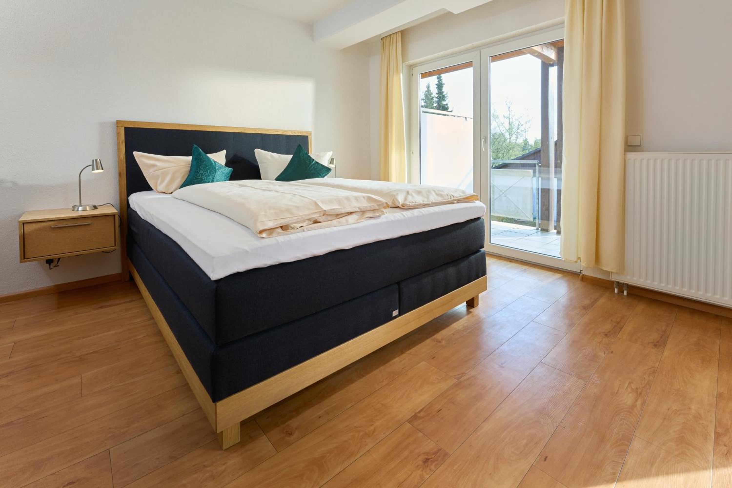 Apartment with Balcony photo 1