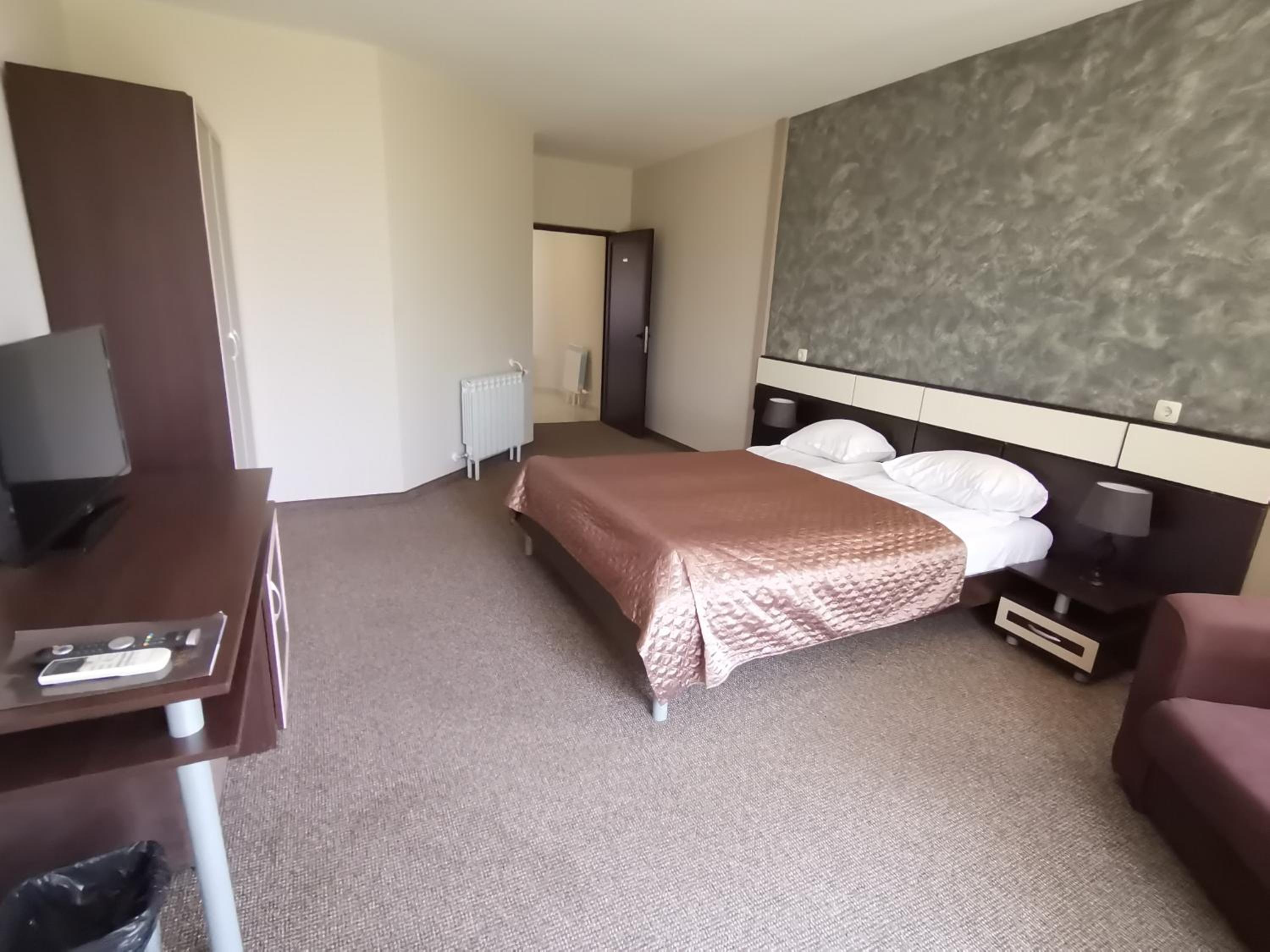 Standard Double or Twin Room with No balcony photo 1