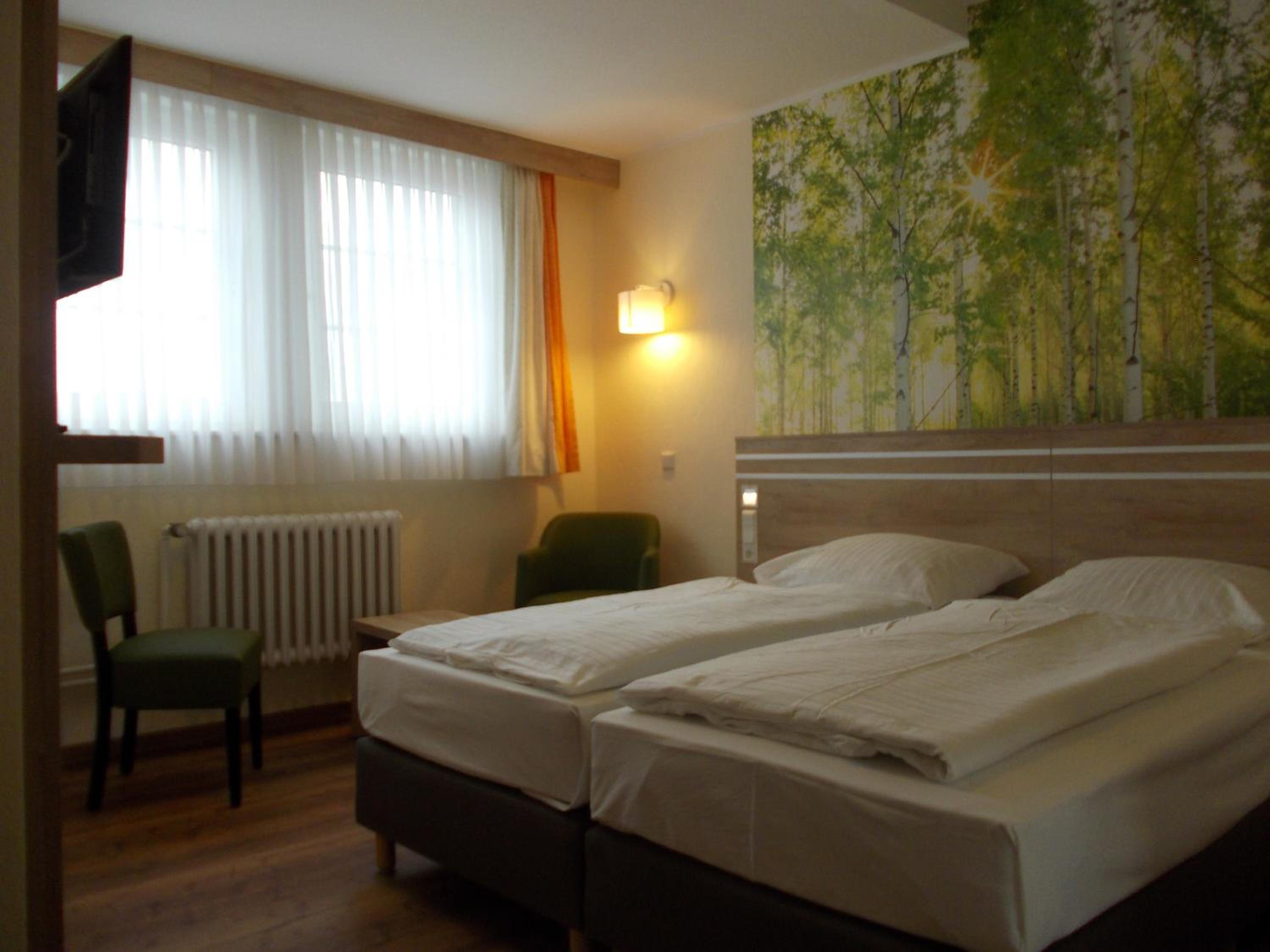 Double Room with Mountain View - Photo 1