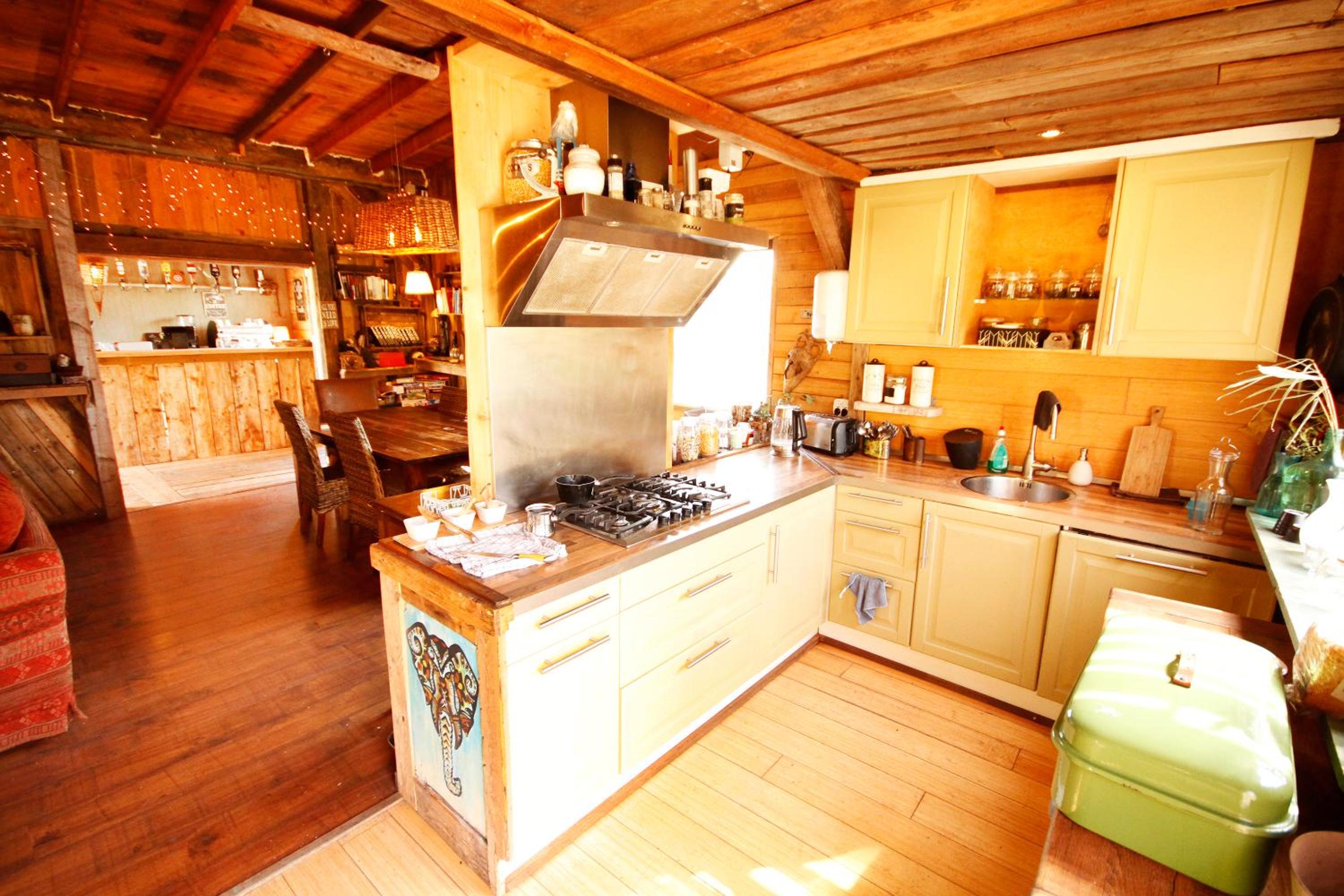 Double Room with Garden View - Photo 14