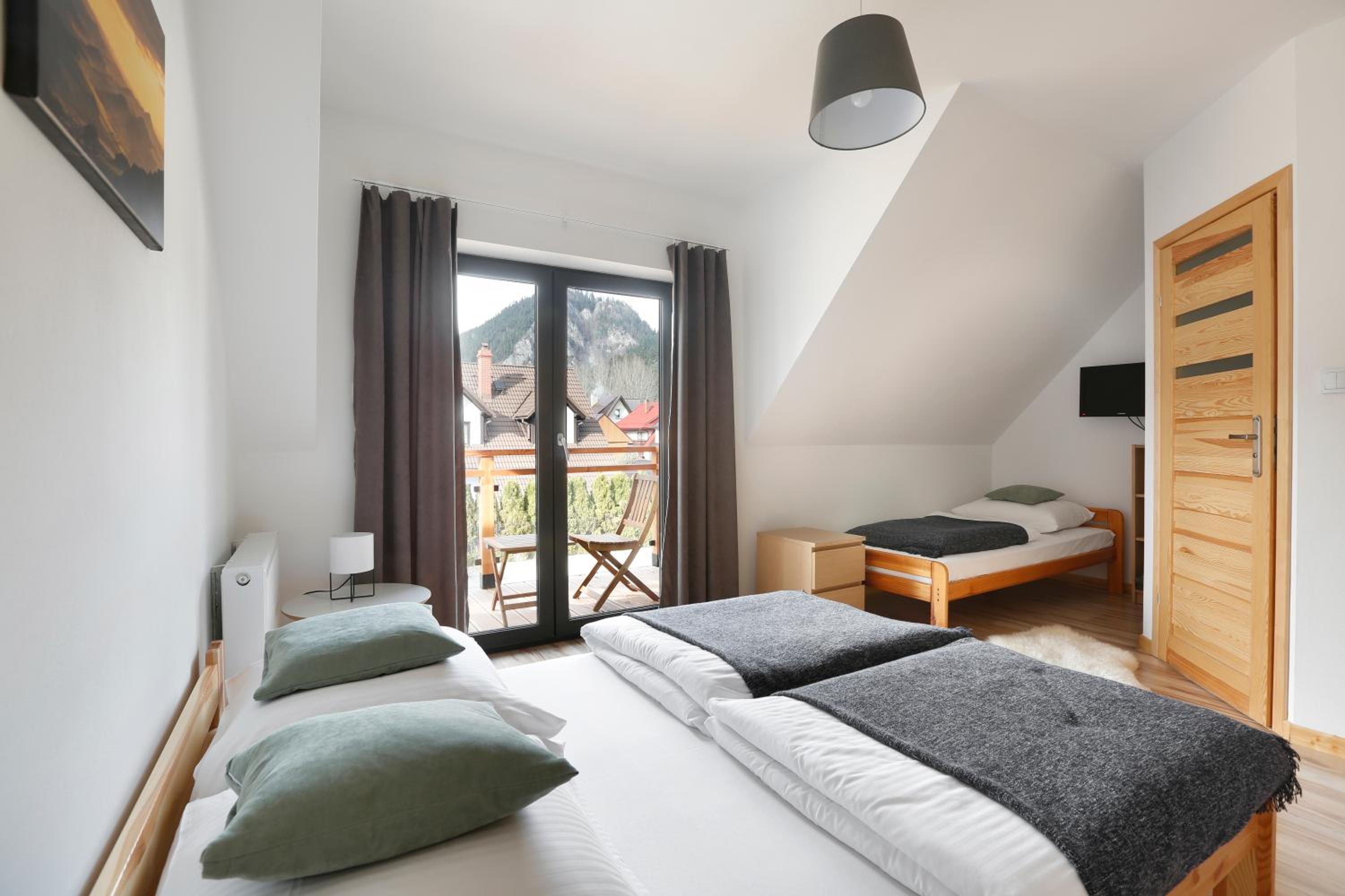 Triple Room with Balcony photo 1