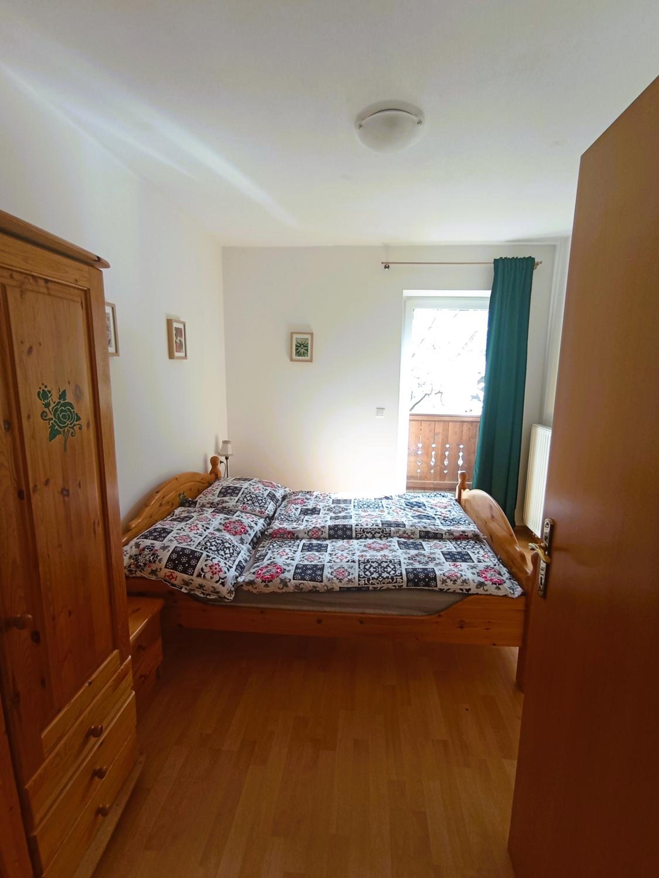 Three-Bedroom Apartment - Photo 4