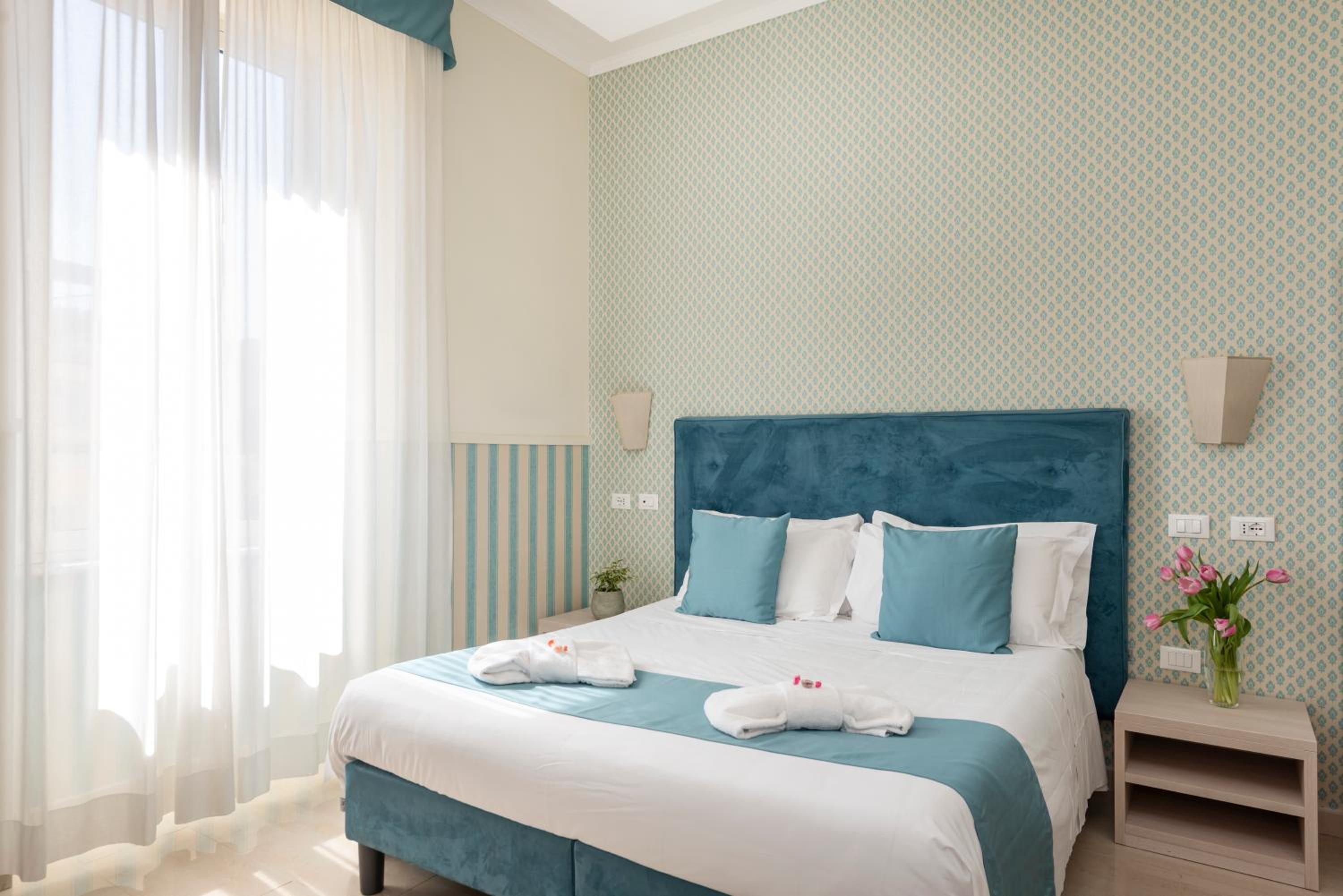 Classic Double or Twin Room photo 2