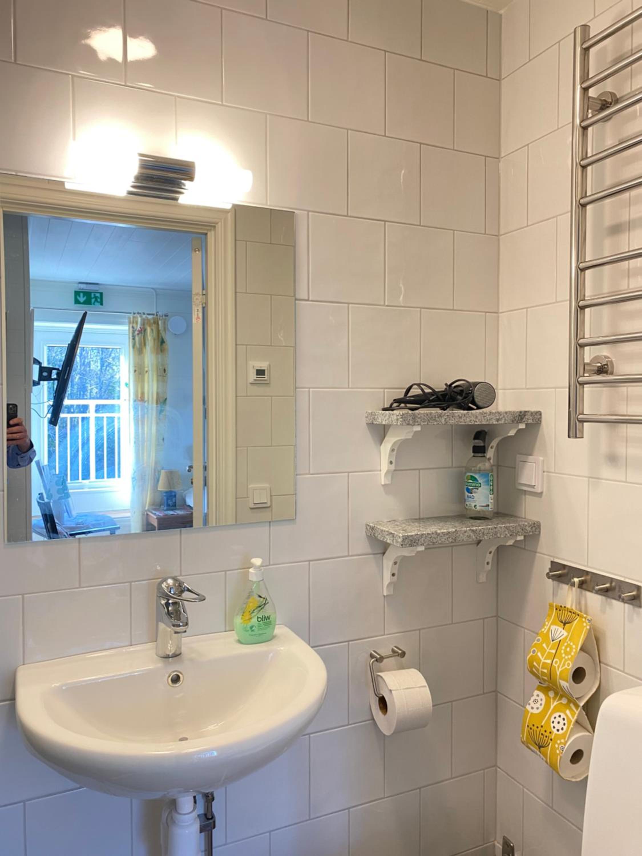 Triple Room with Bathroom - Photo 17