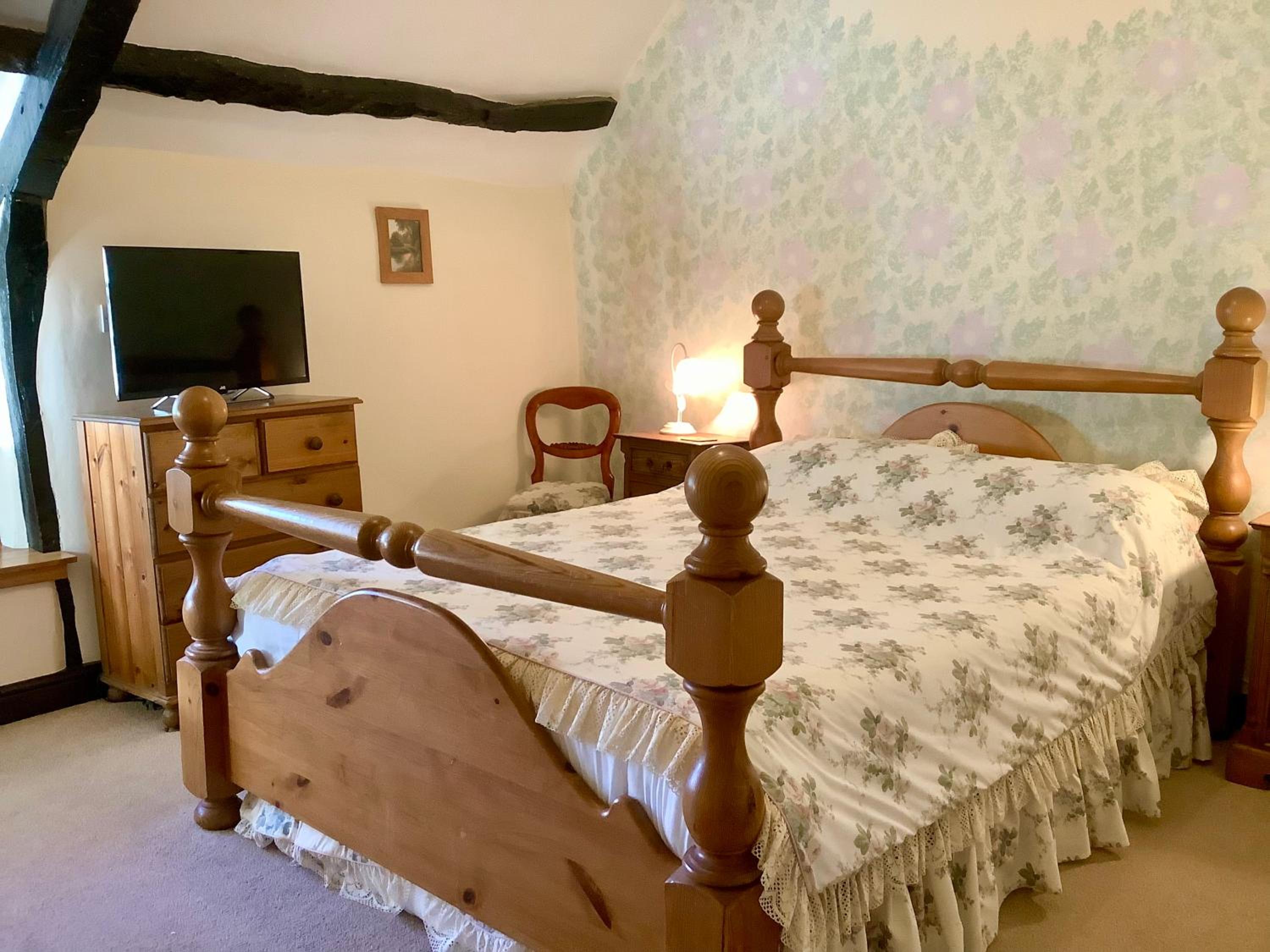 Upstairs King Room