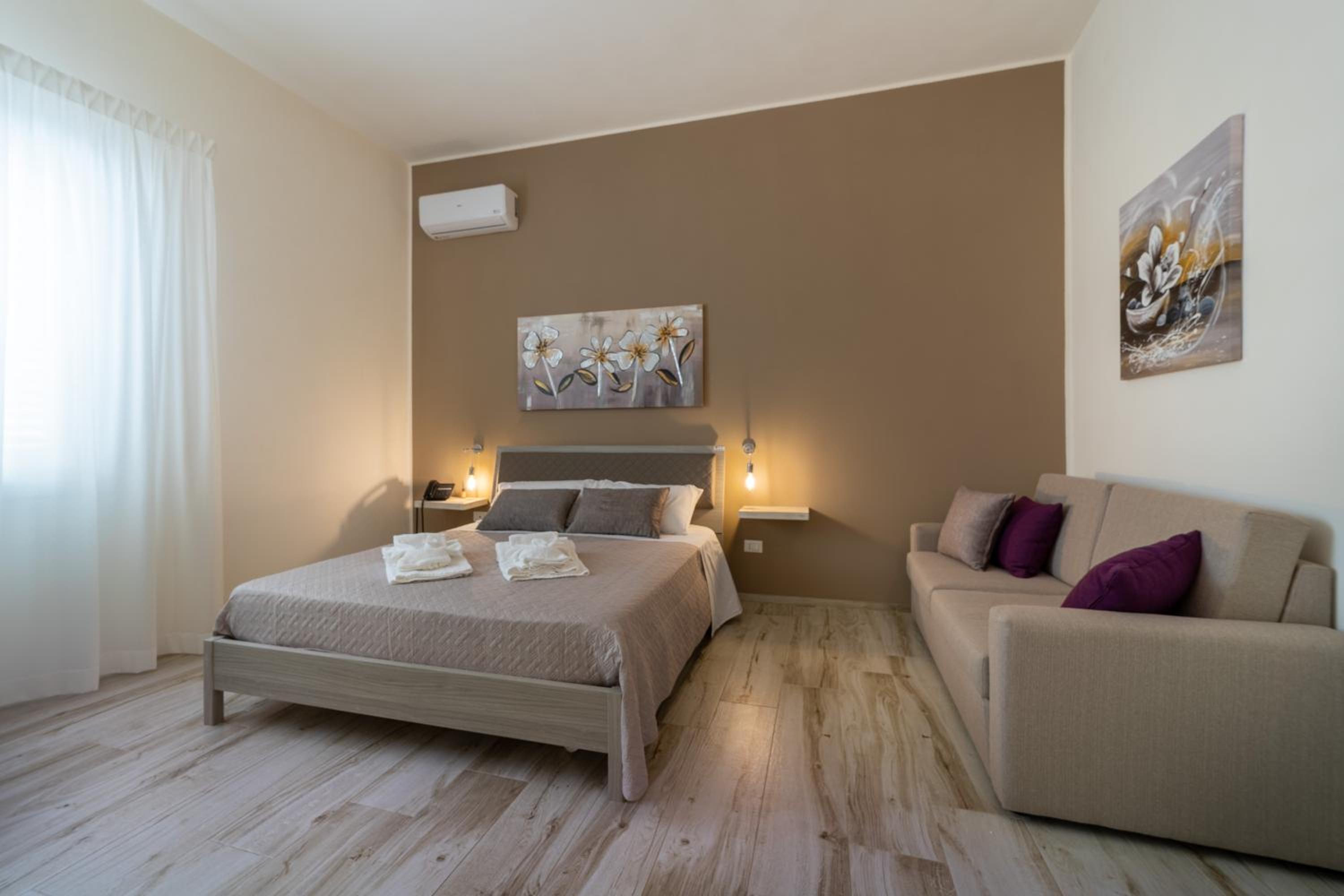 Standard Triple Room photo 2