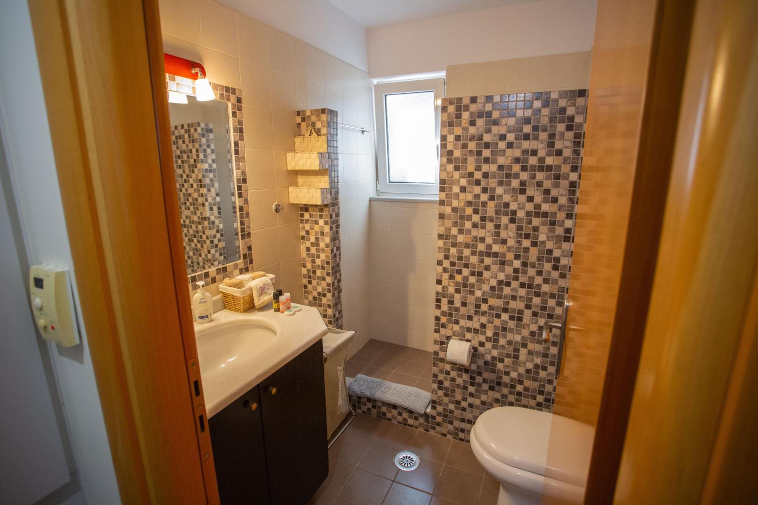 Apartment - Photo 4