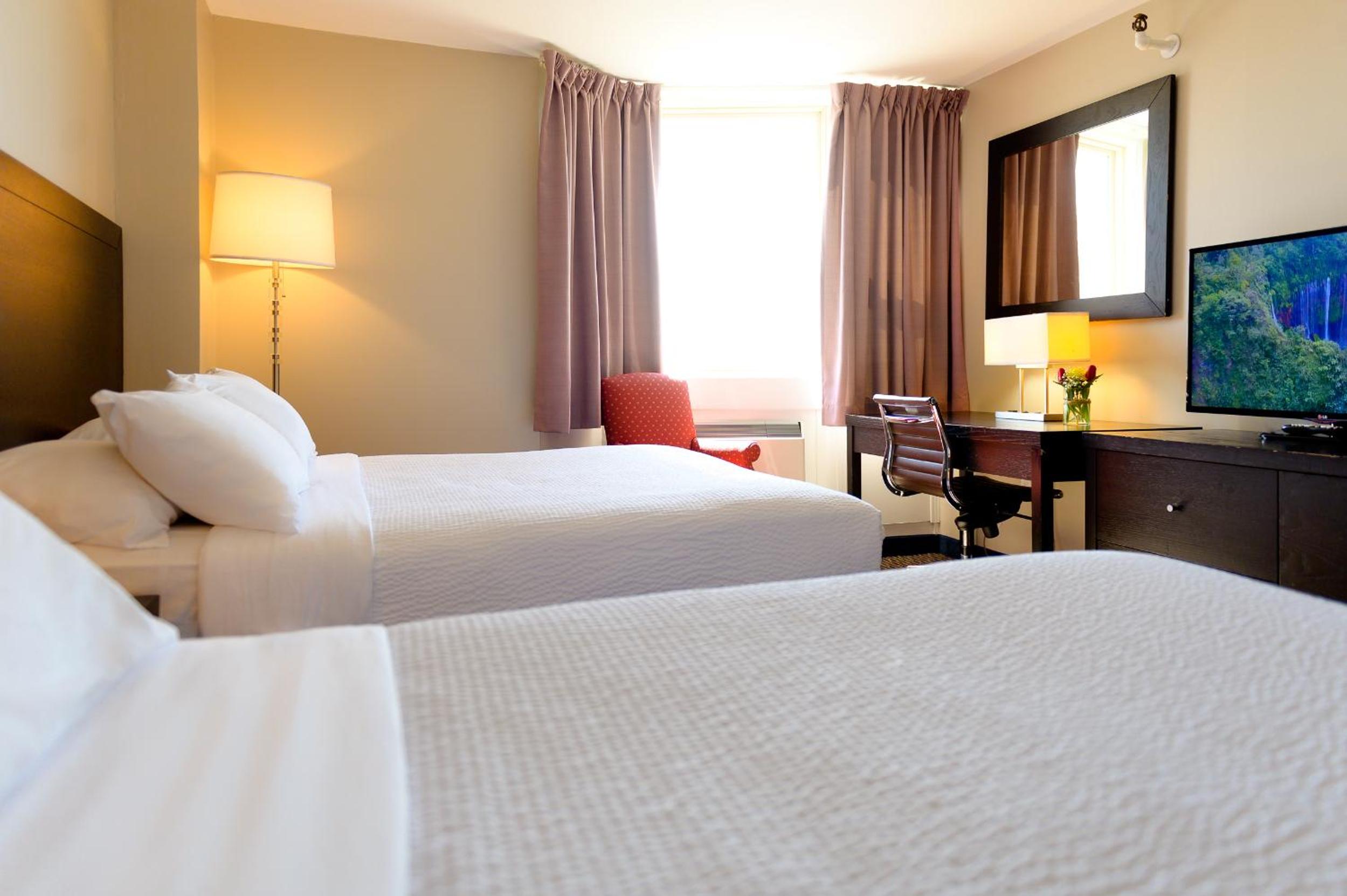 Standard Double Room with Two Double Beds - Photo 1