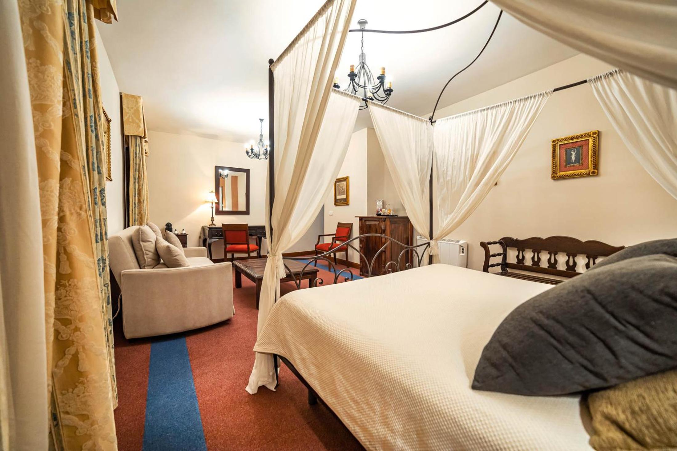 Junior Suite (2 Adults) photo 2