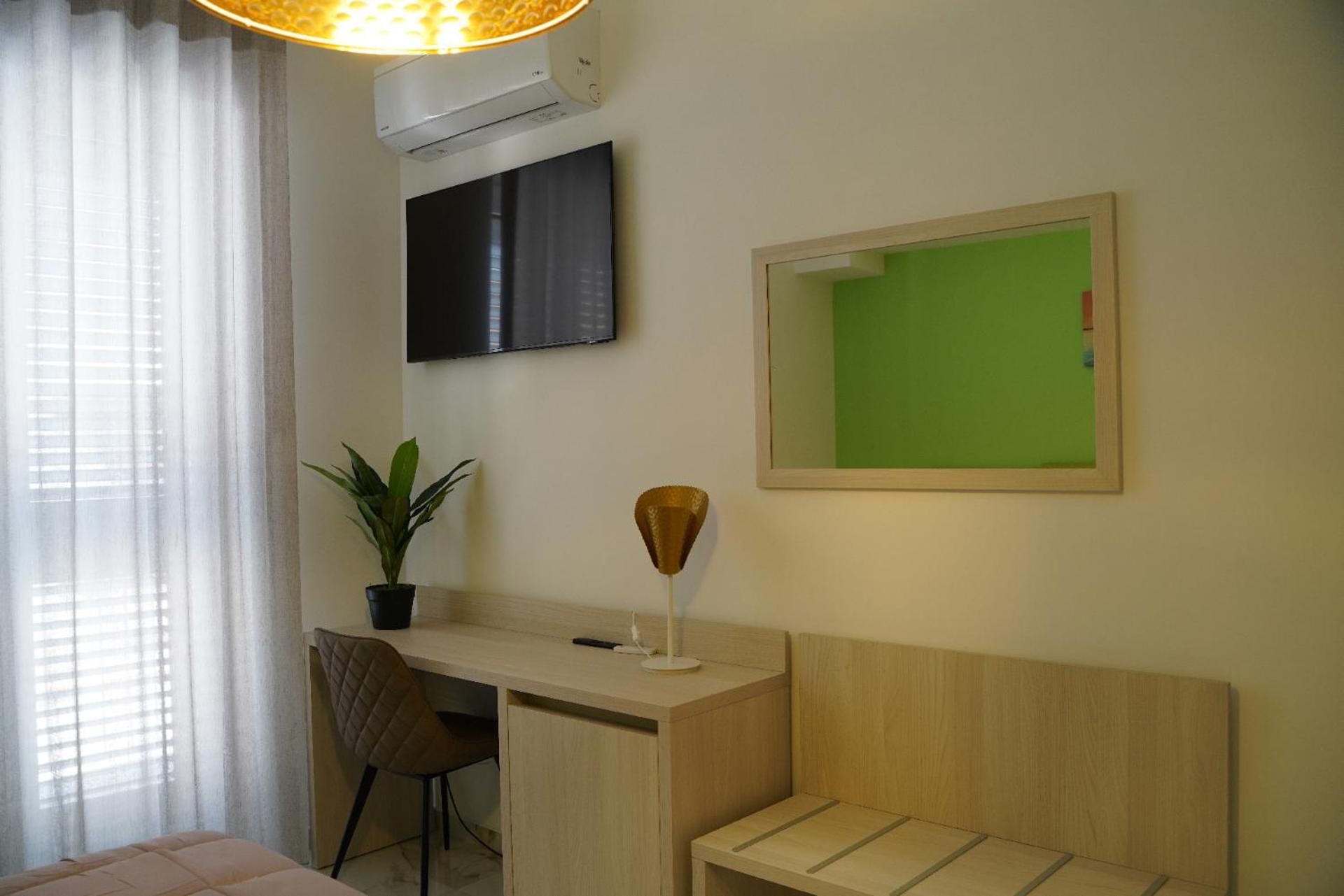 Double Room with Private Bathroom photo 2