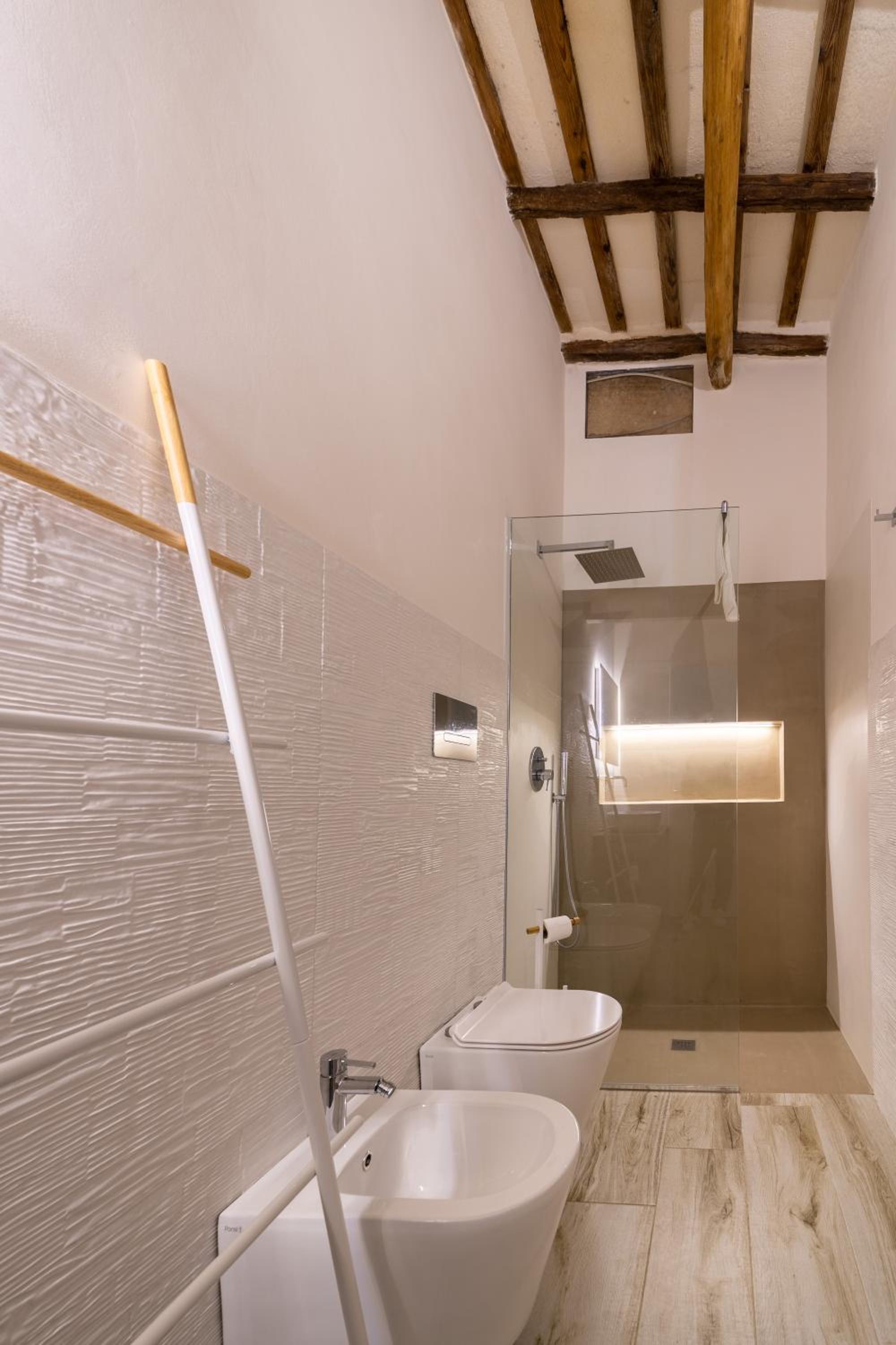 Deluxe Triple Room photo 3