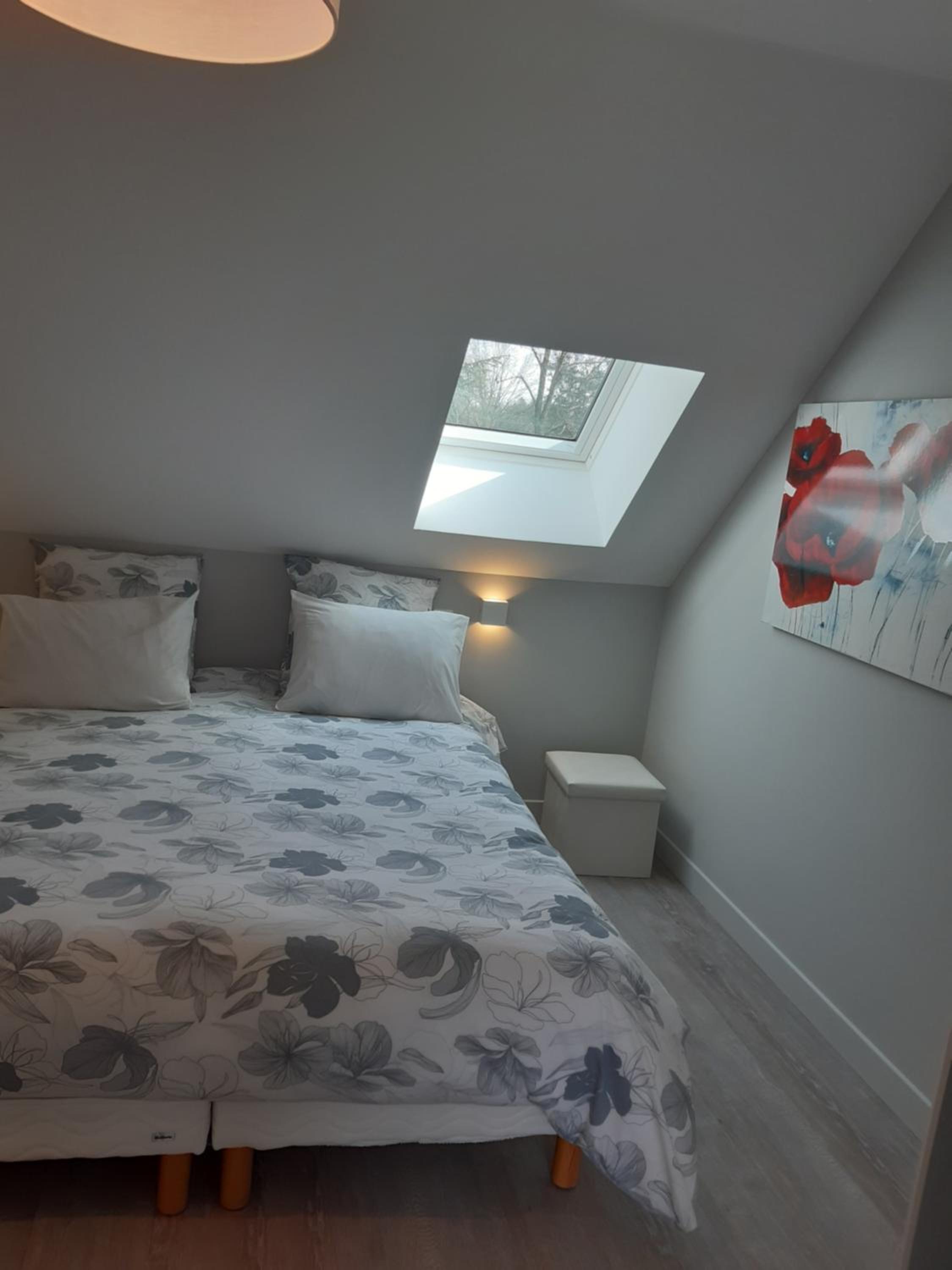 Family Room with Garden View - Photo 2