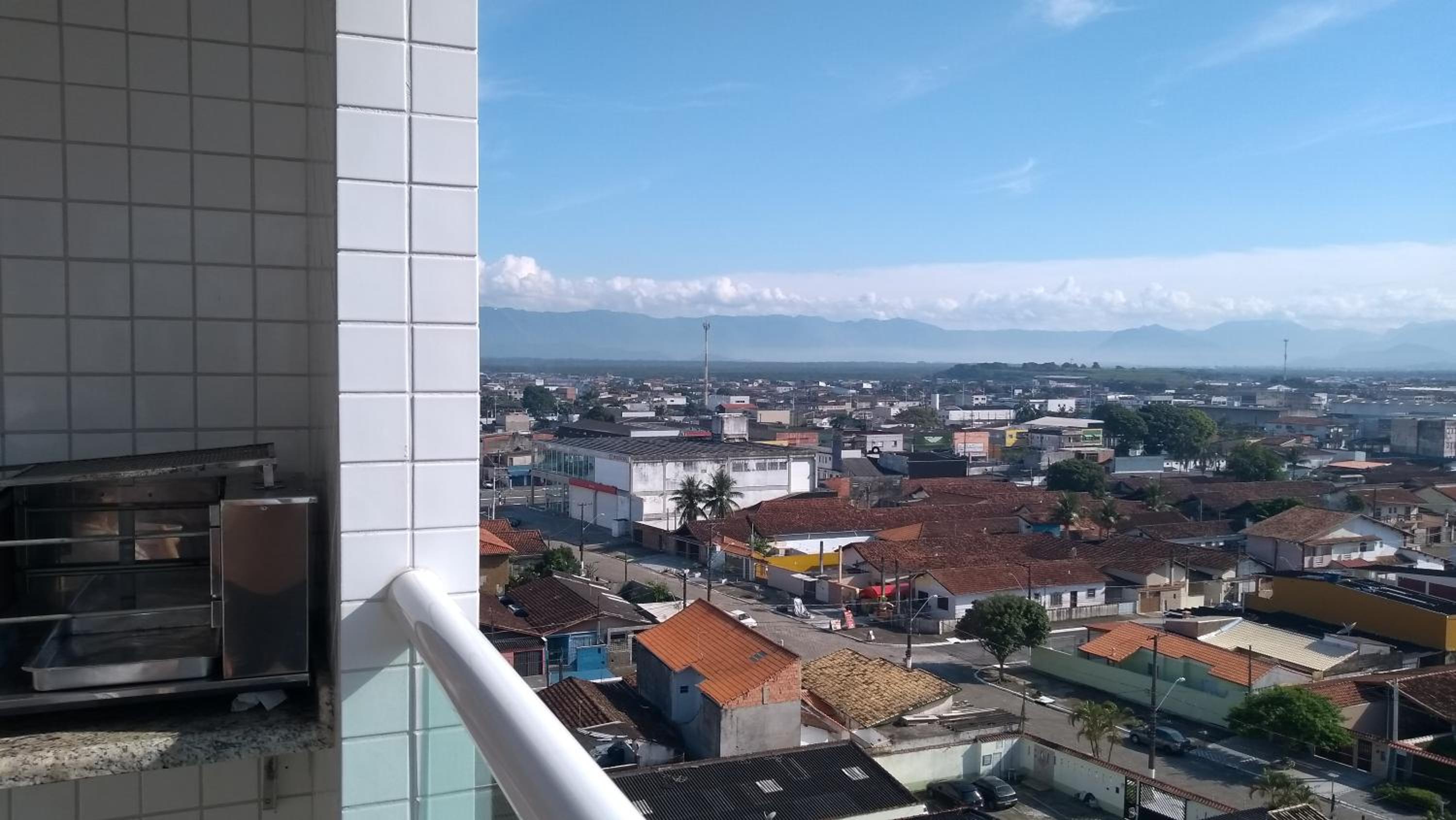 Apartment with Balcony - Photo 10
