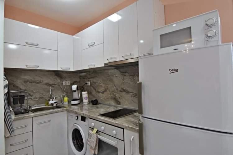 Two-Bedroom Apartment - Photo 12
