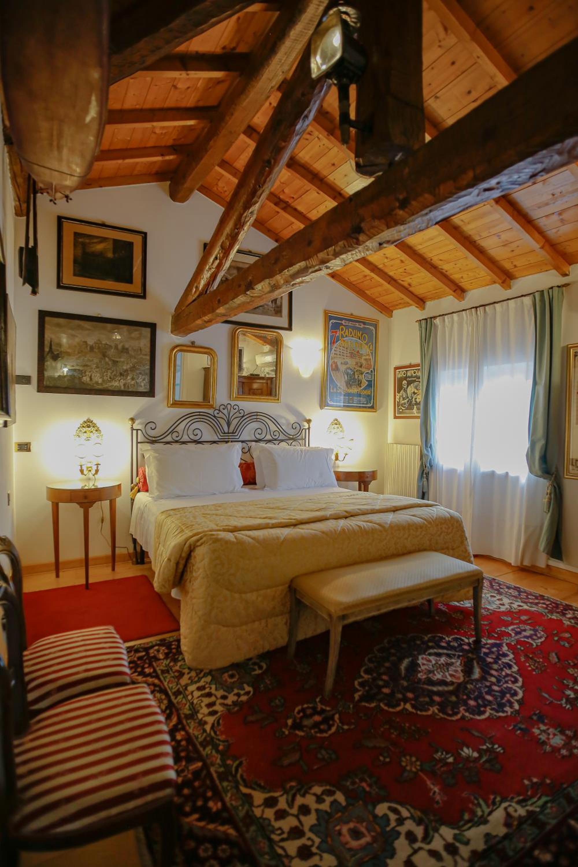 Double Room - Photo 7
