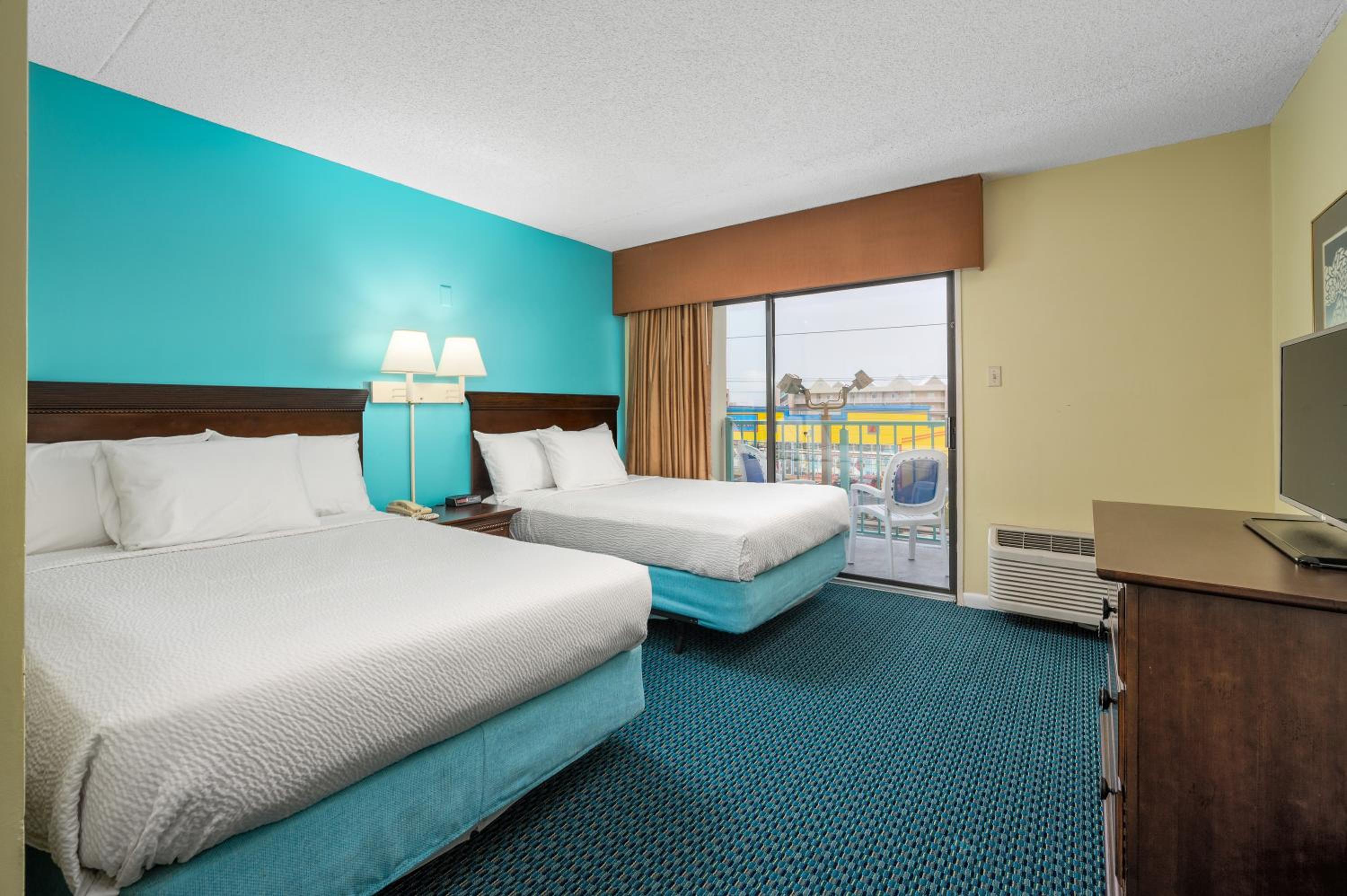 Standard Double Suite-No Pets Allowed photo 1