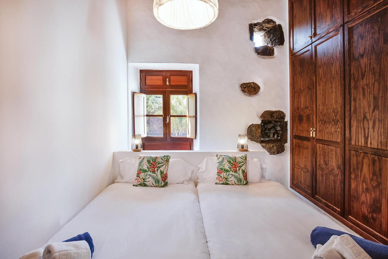 Habitación Doble con Baño Privado