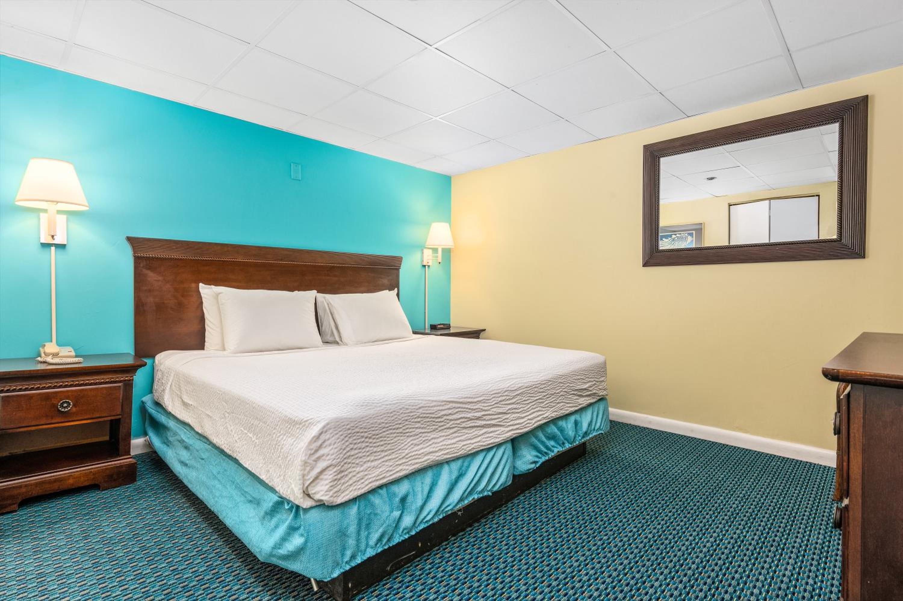 King Suite-No Pets Allowed photo 3