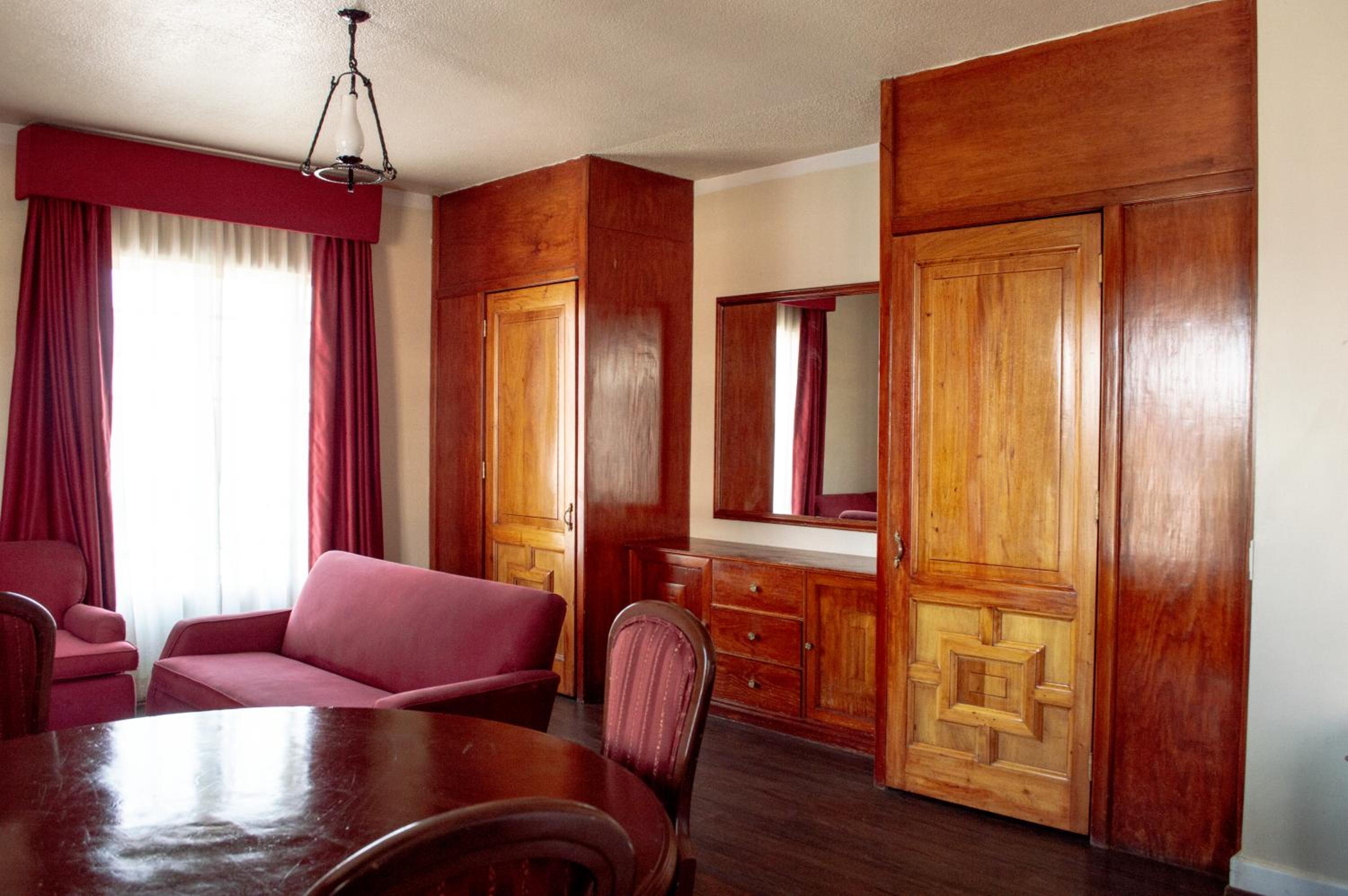 King Suite - Photo 5
