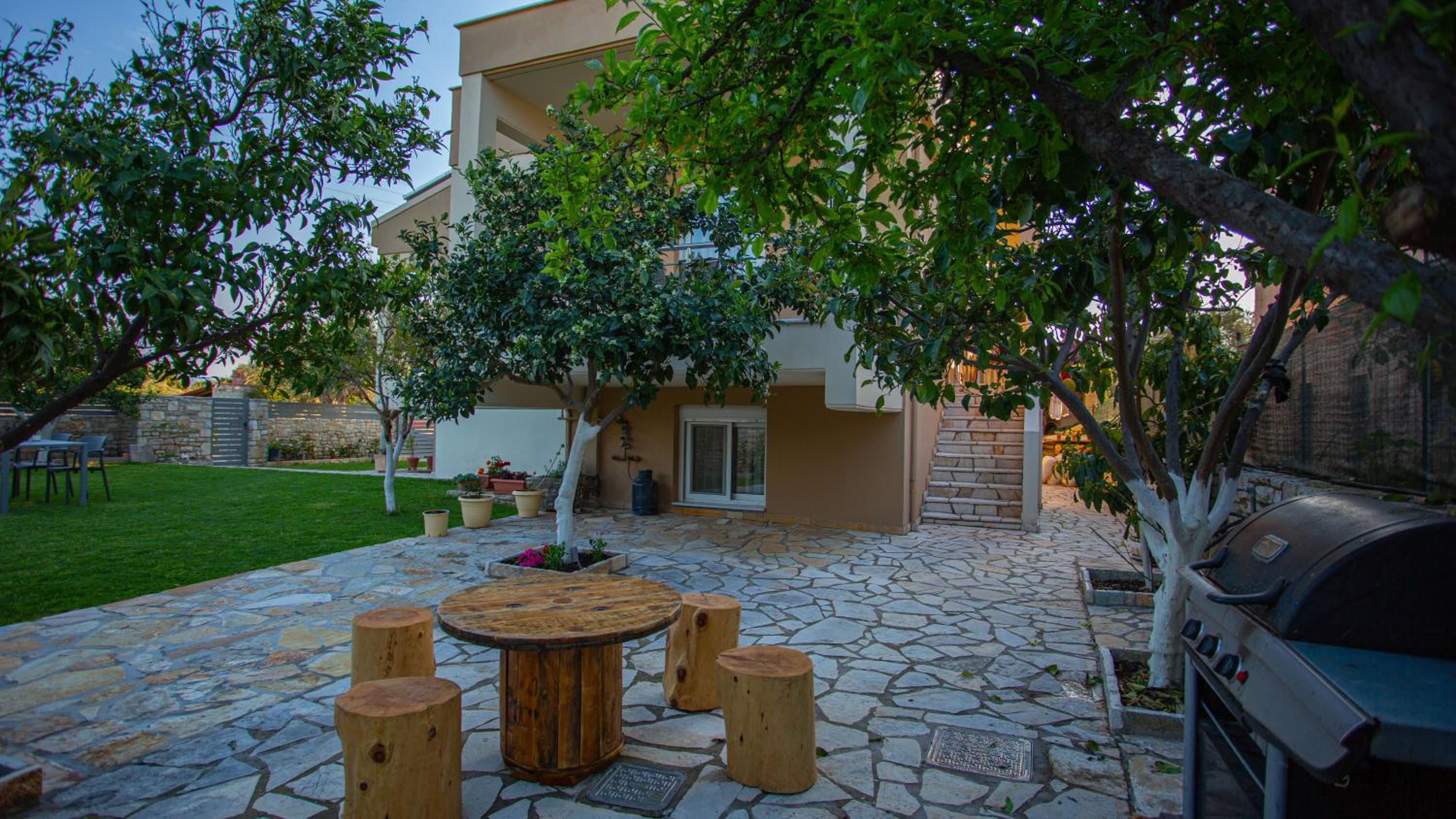 Apartment - Photo 8