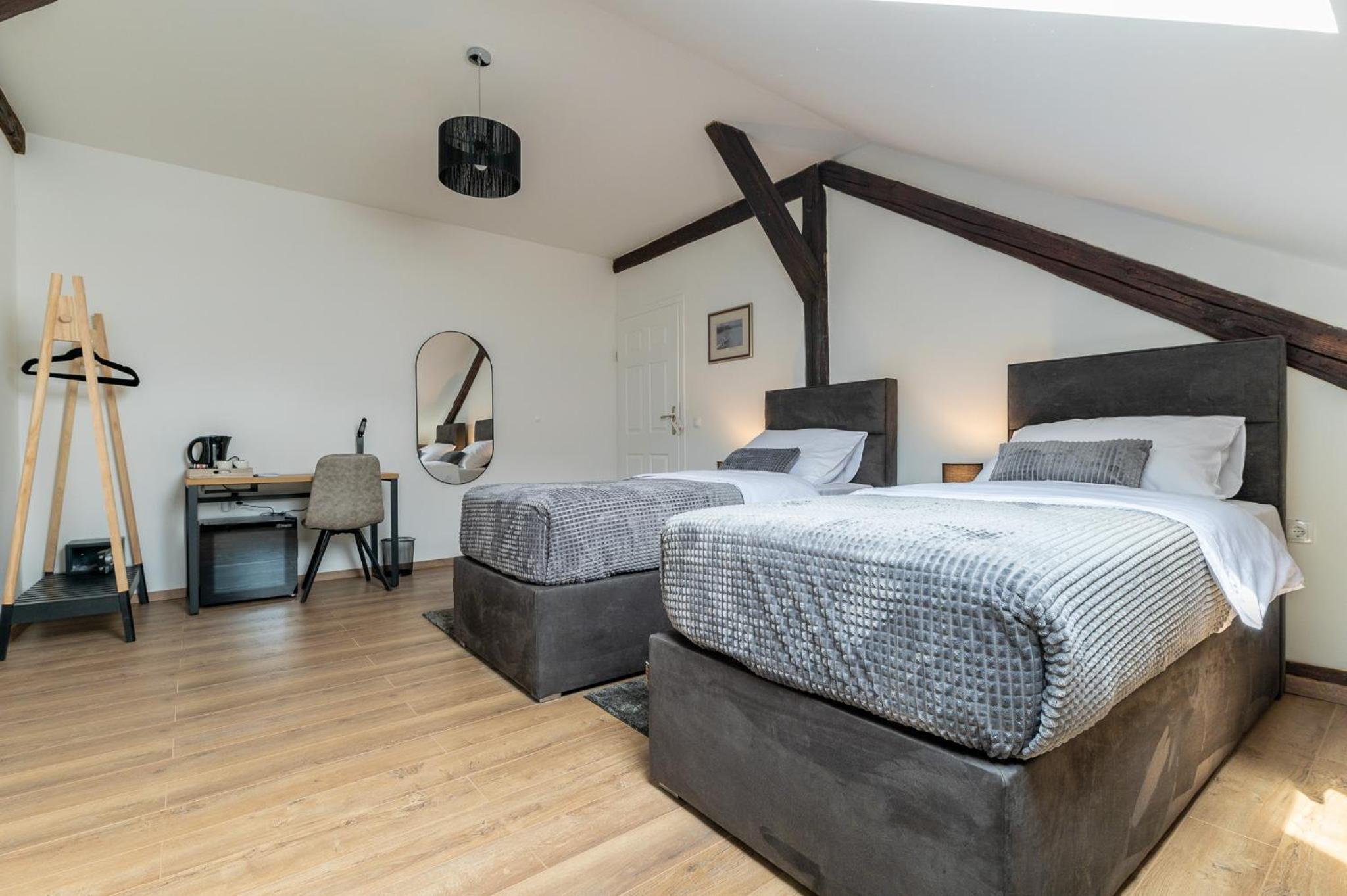 Deluxe Double or Twin Room