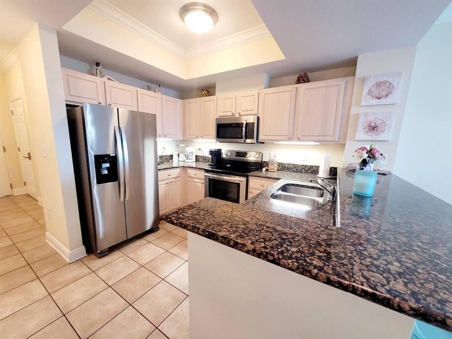 Two-Bedroom Apartment with Balcony photo 3