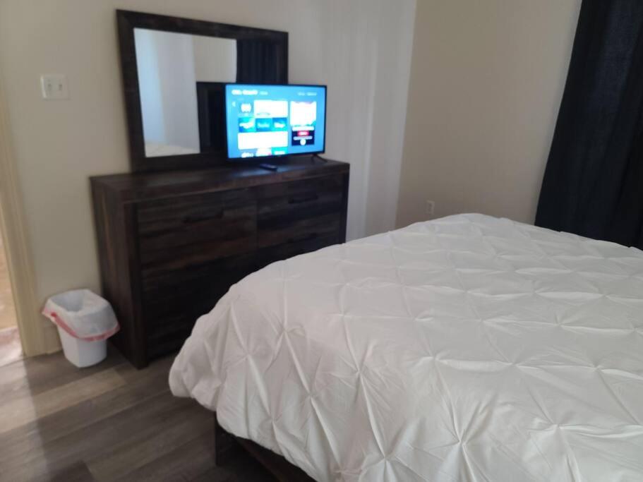 Two-Bedroom Apartment - Photo 13
