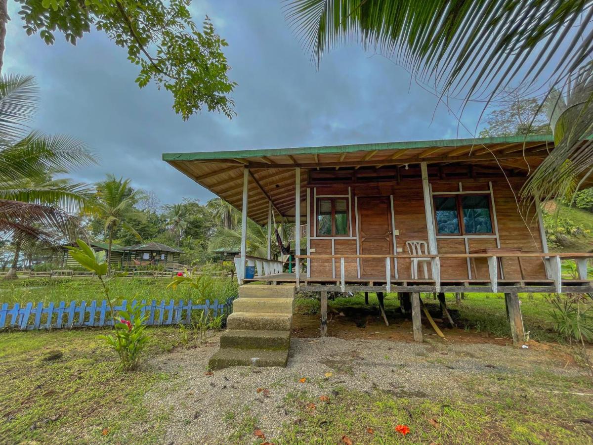 Bungalow with Garden View photo 2
