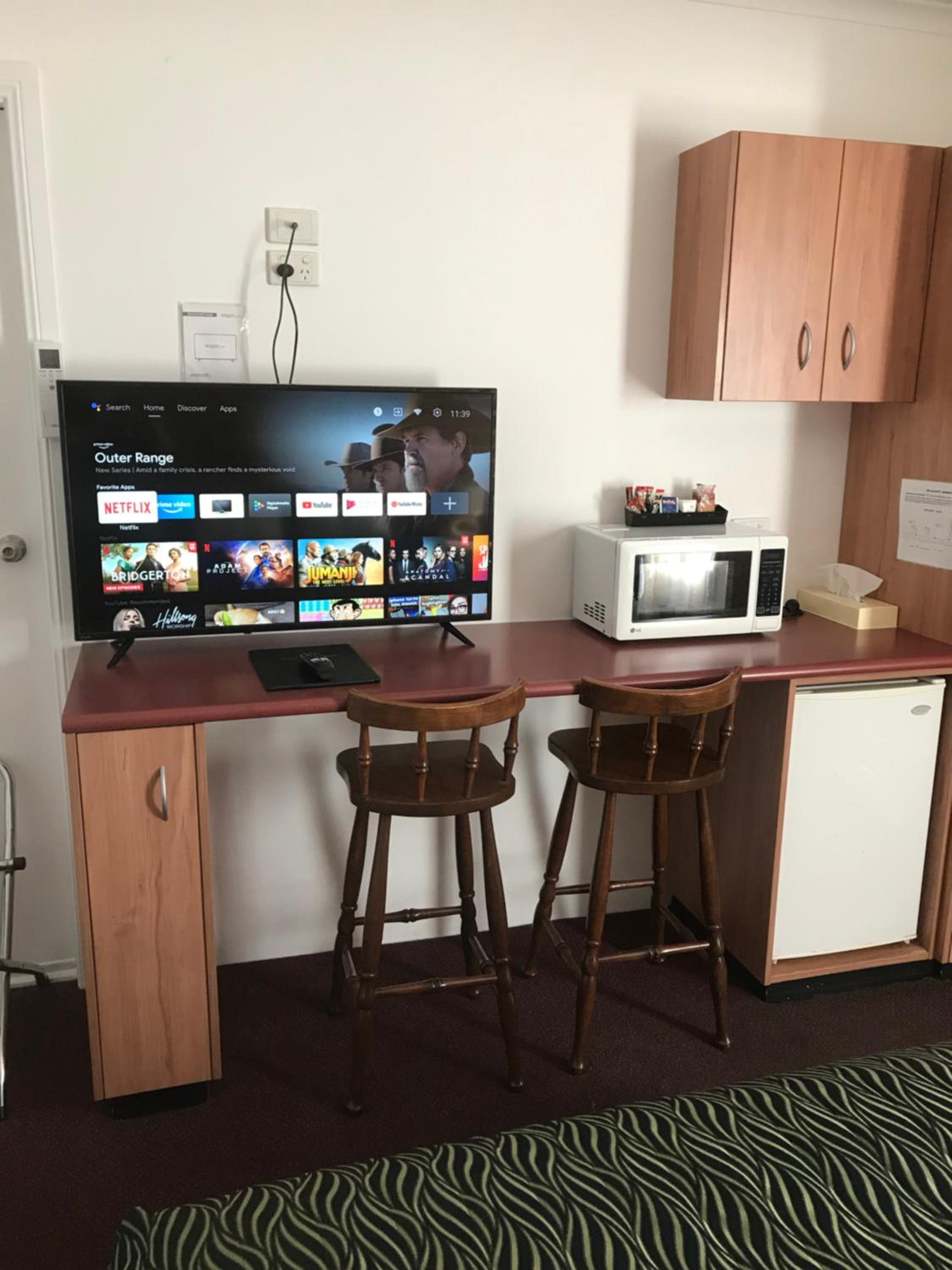 Standard Queen Room photo 2