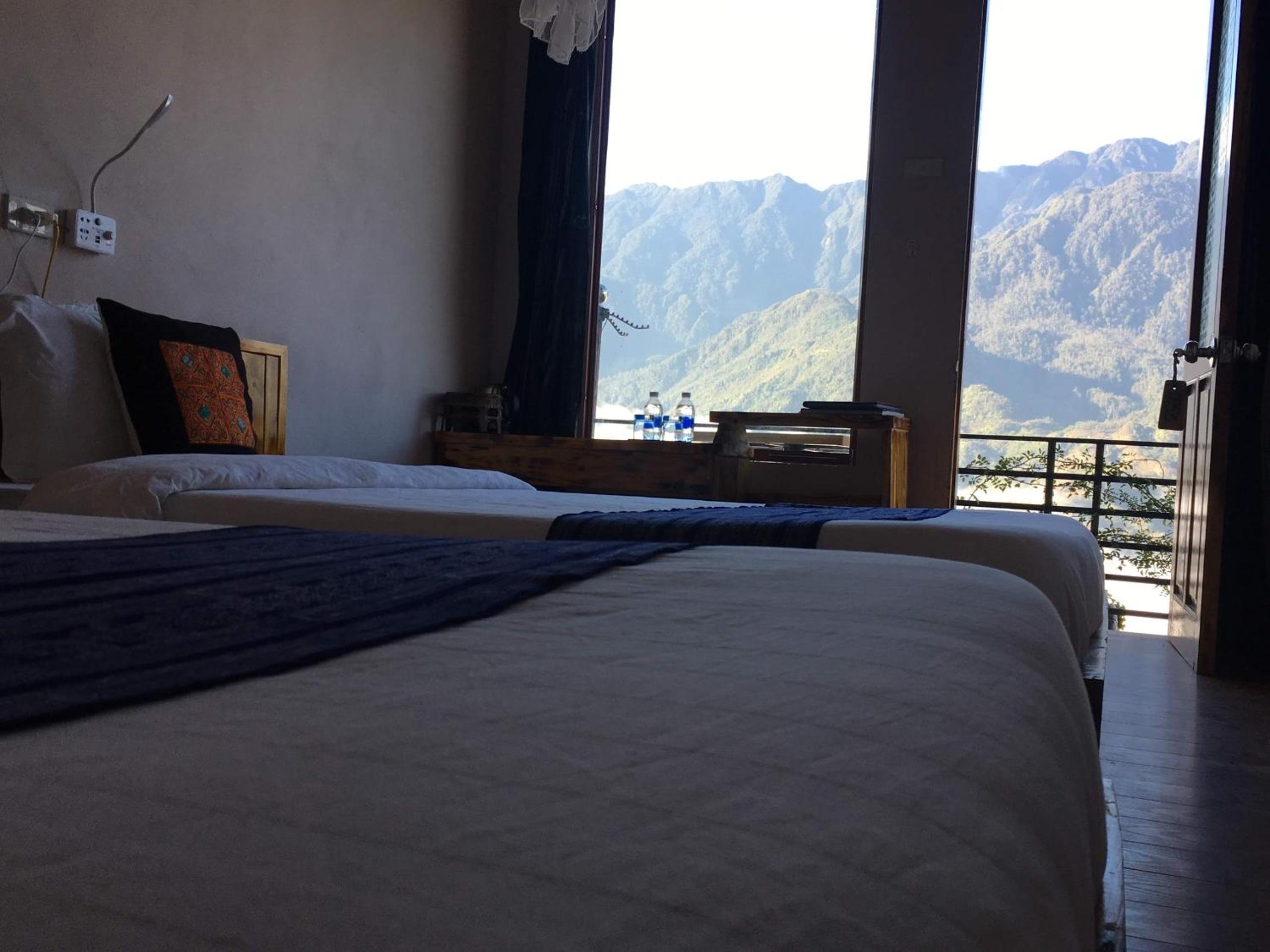Twin Room with Private Bathroom photo 1