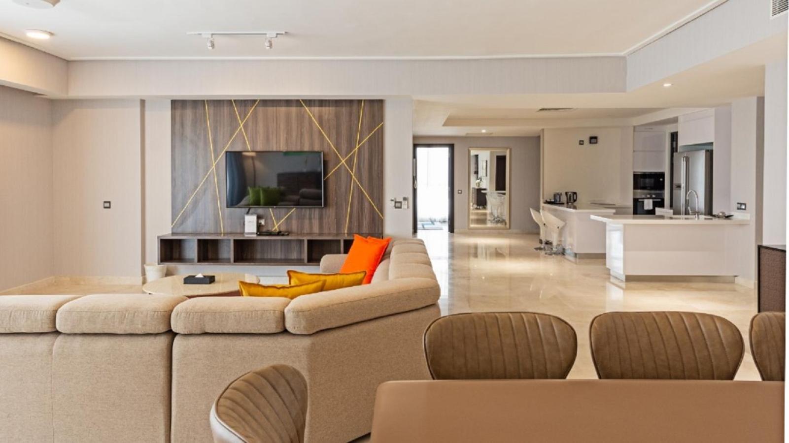 Penthouse Apartment photo 2