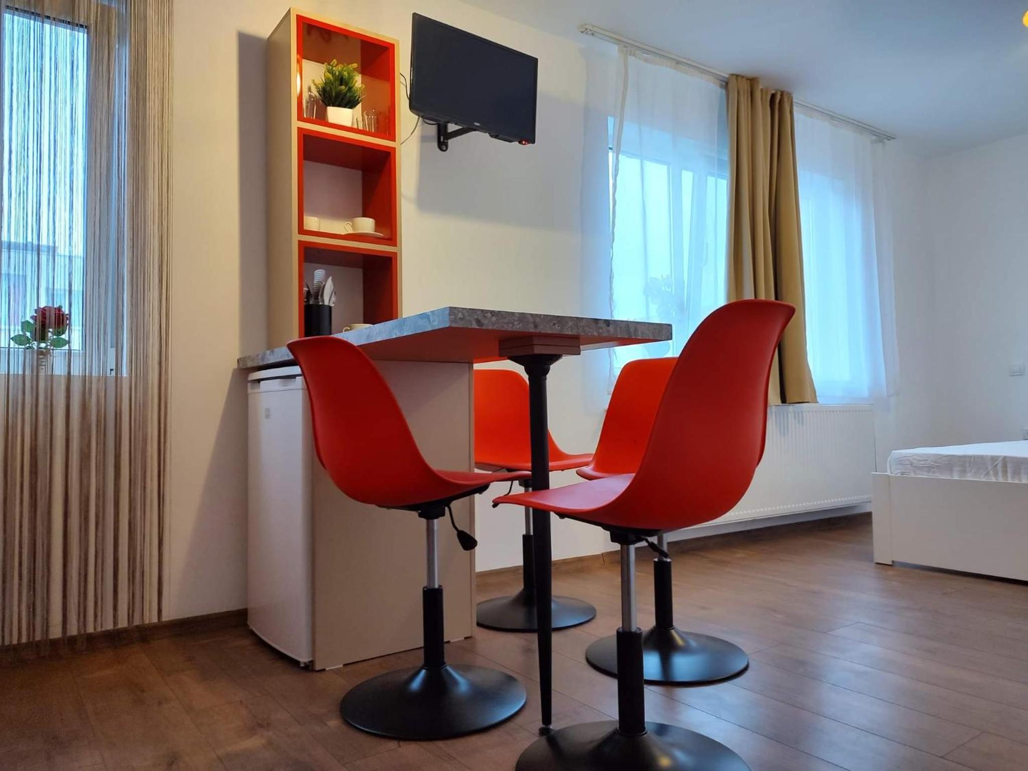 One-Bedroom Apartment photo 2