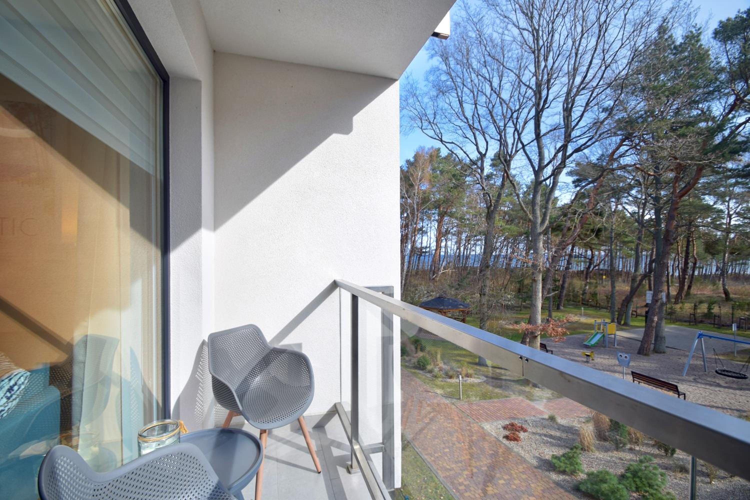 Studio Apartment with Sea View photo 1
