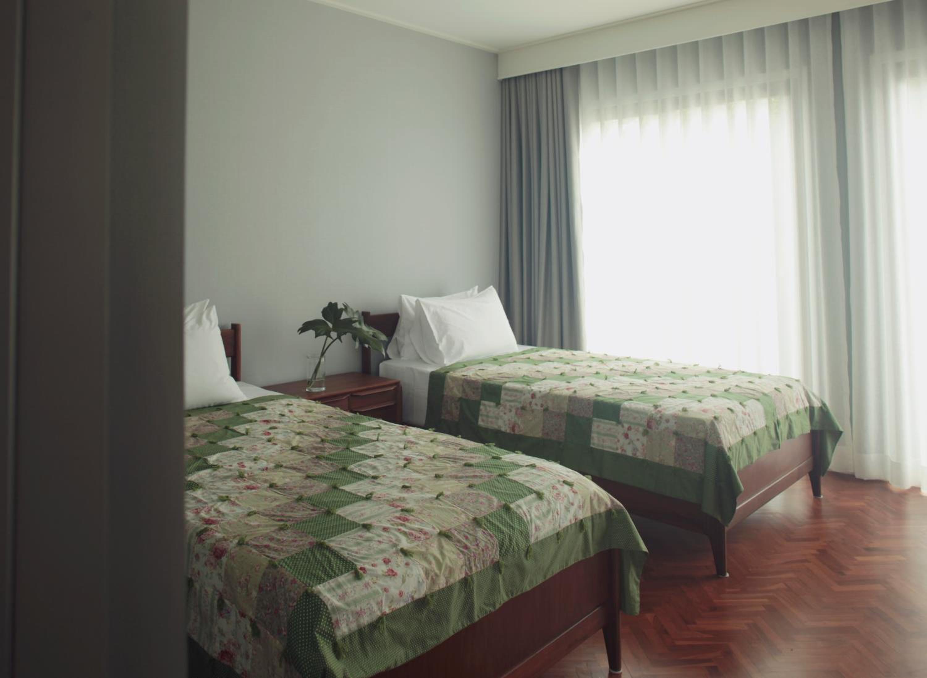 Deluxe Double Or Twin Room - Photo 1