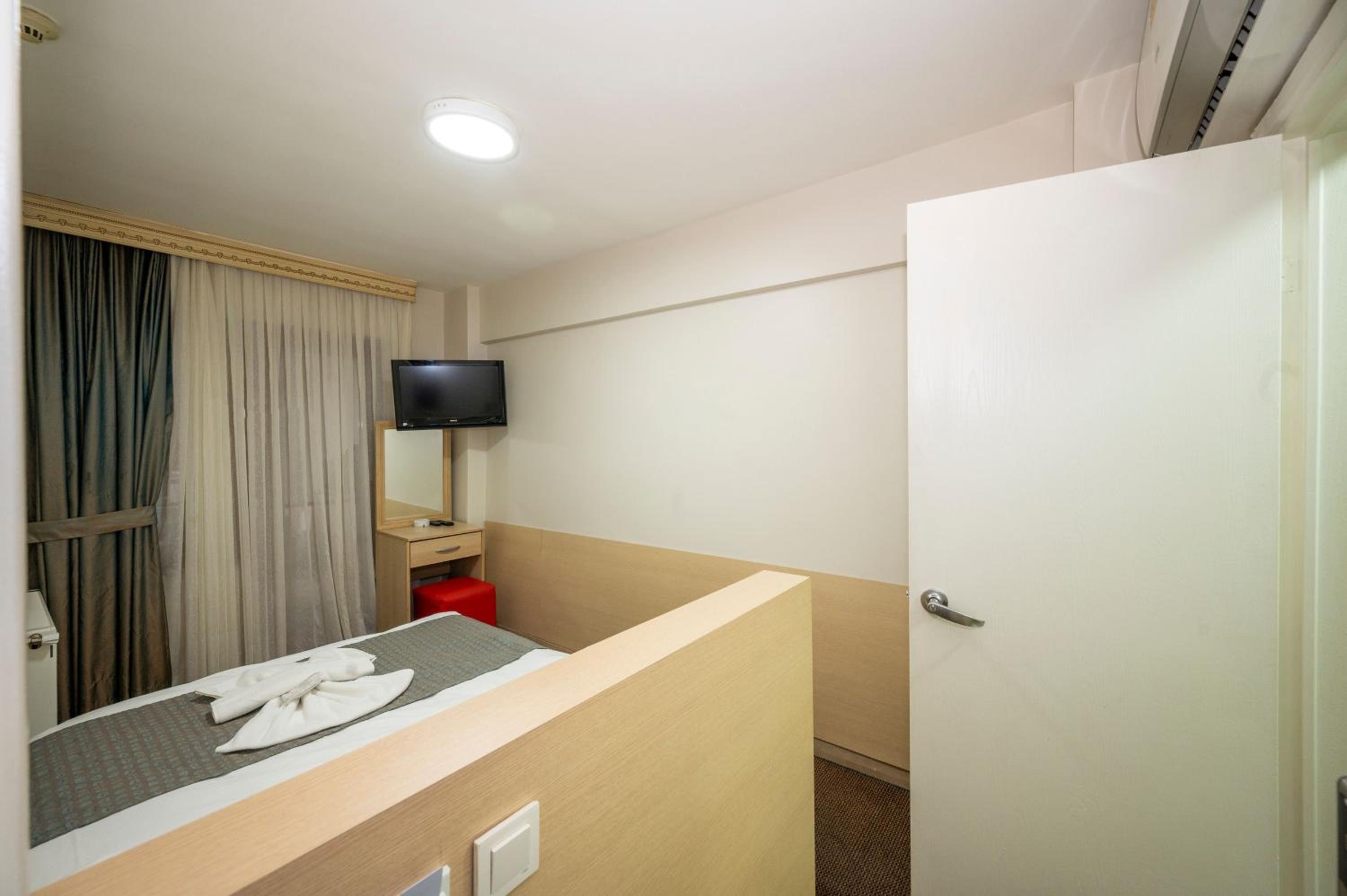 Standard Double Room photo 1