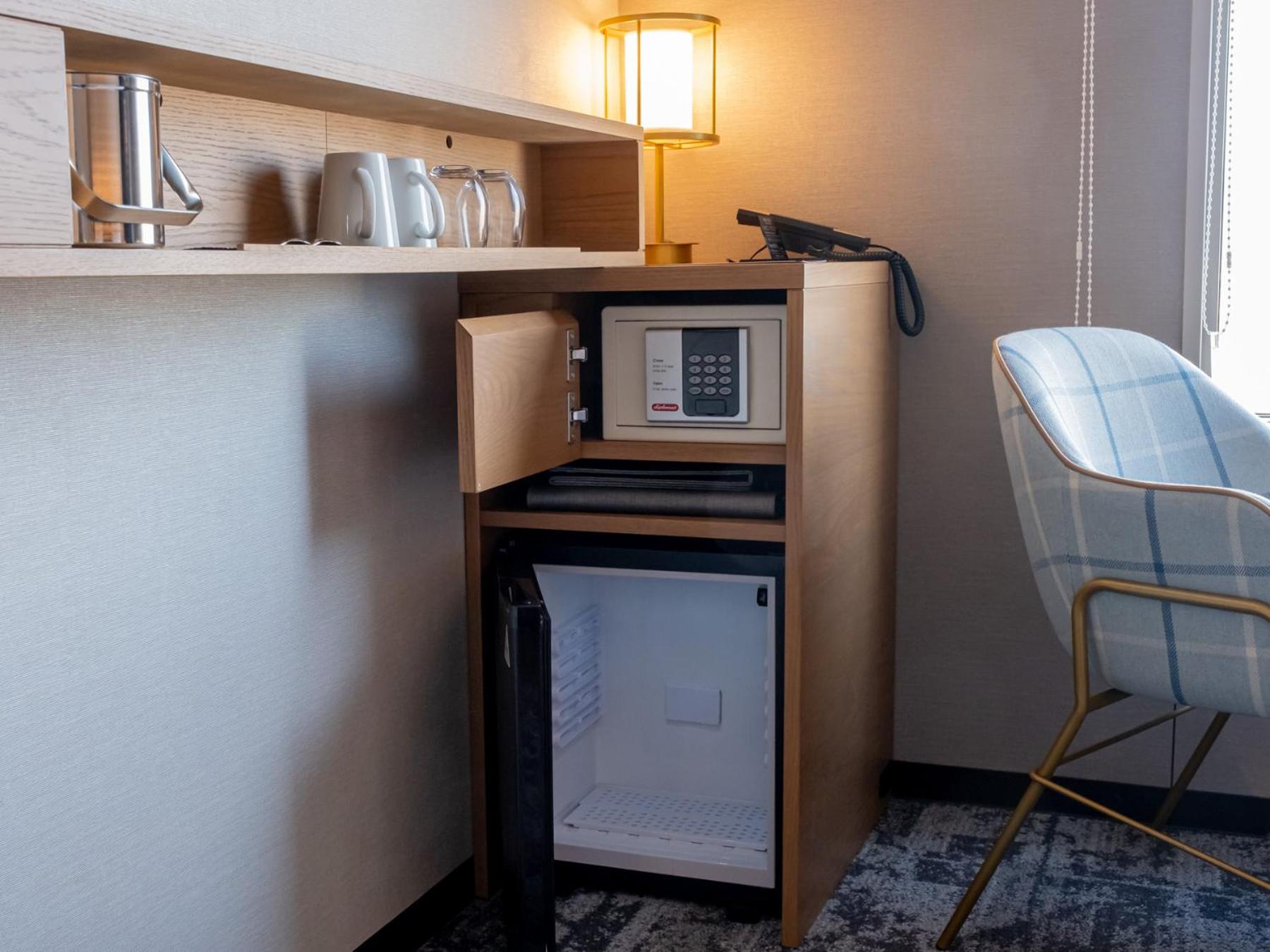 Hollywood Twin Room (2 Adults) - Non-Smoking - Photo 3