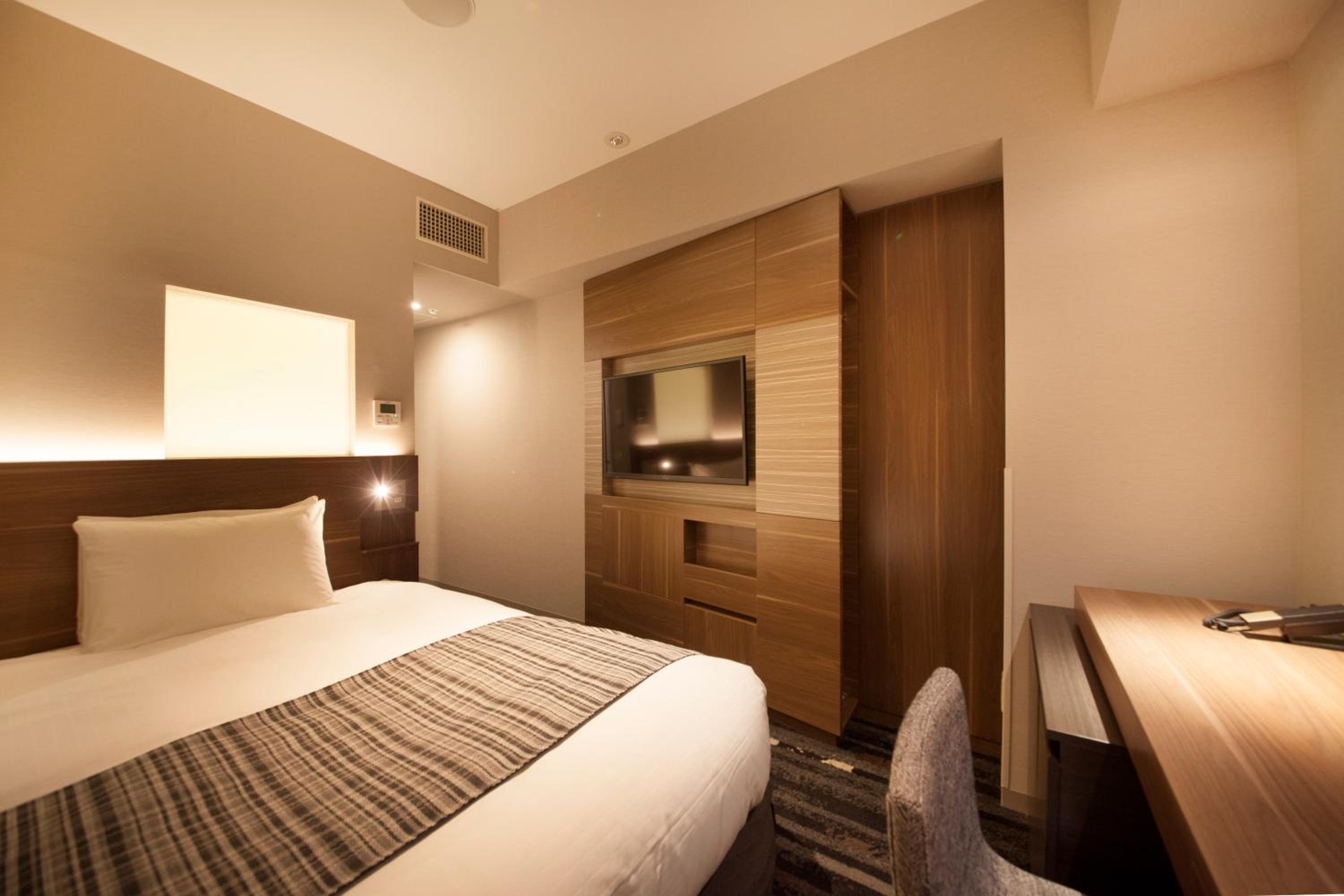 Semi Double Room - Non-Smoking photo 3