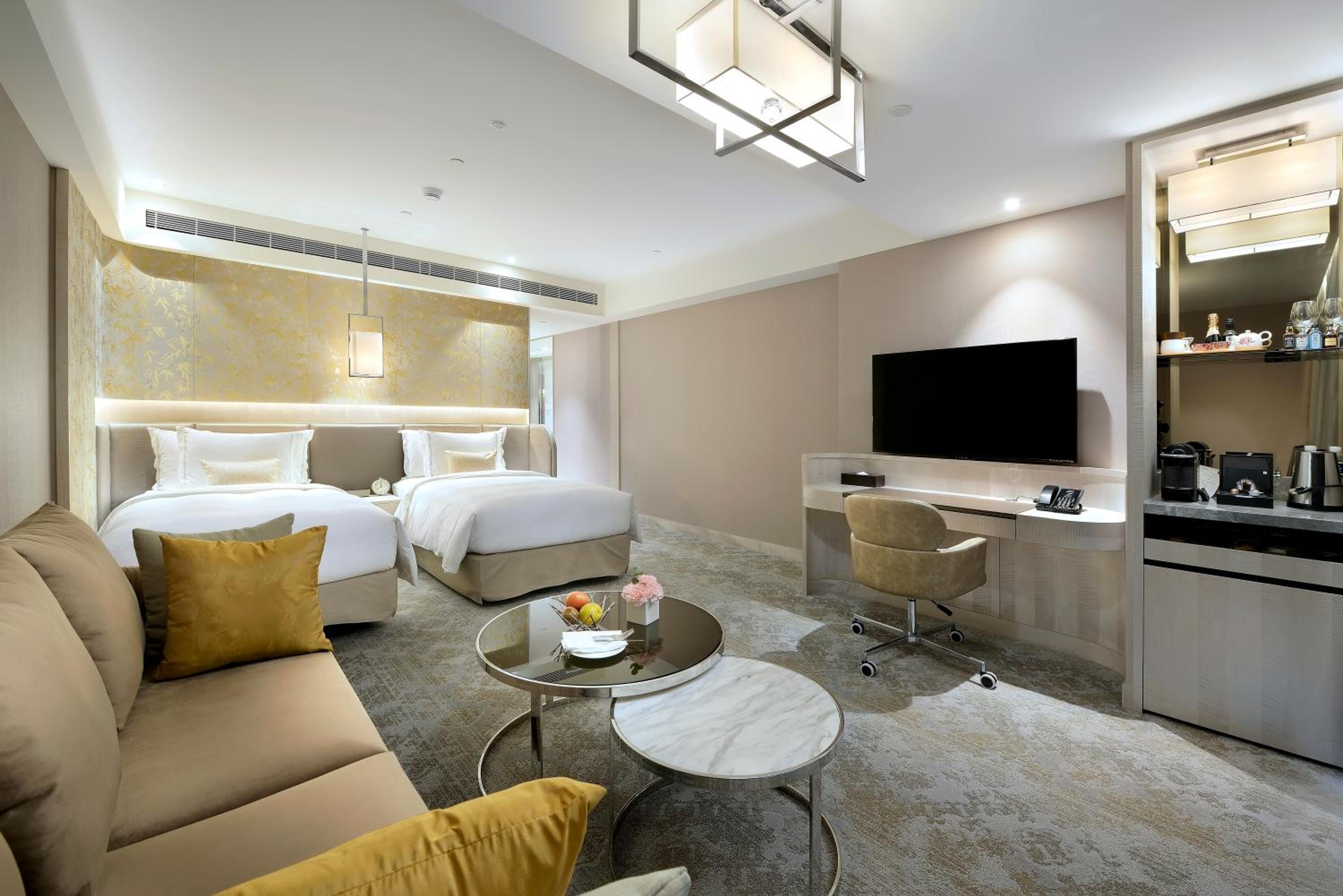 Prestige Twin Room - Photo 2