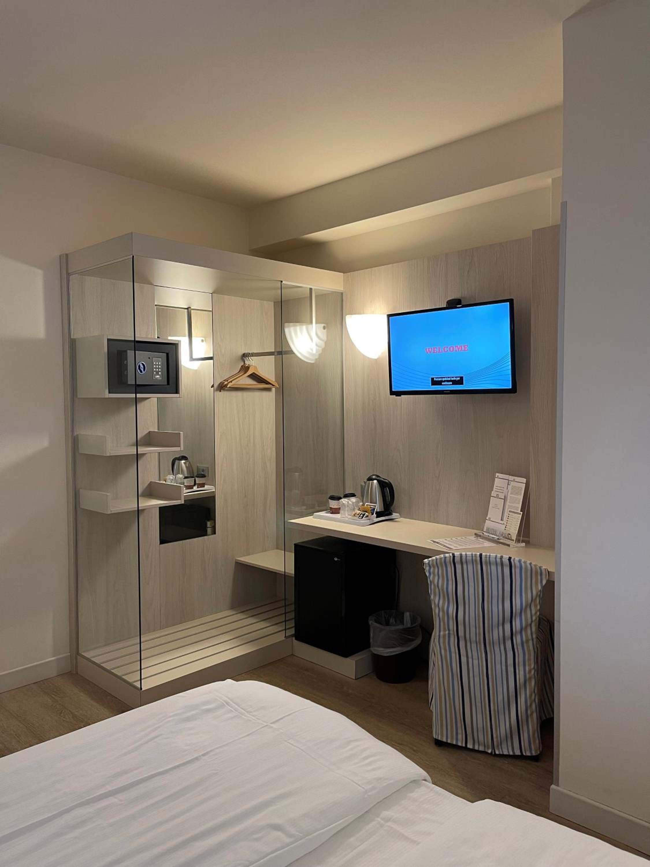 Economy Double Room - Photo 2