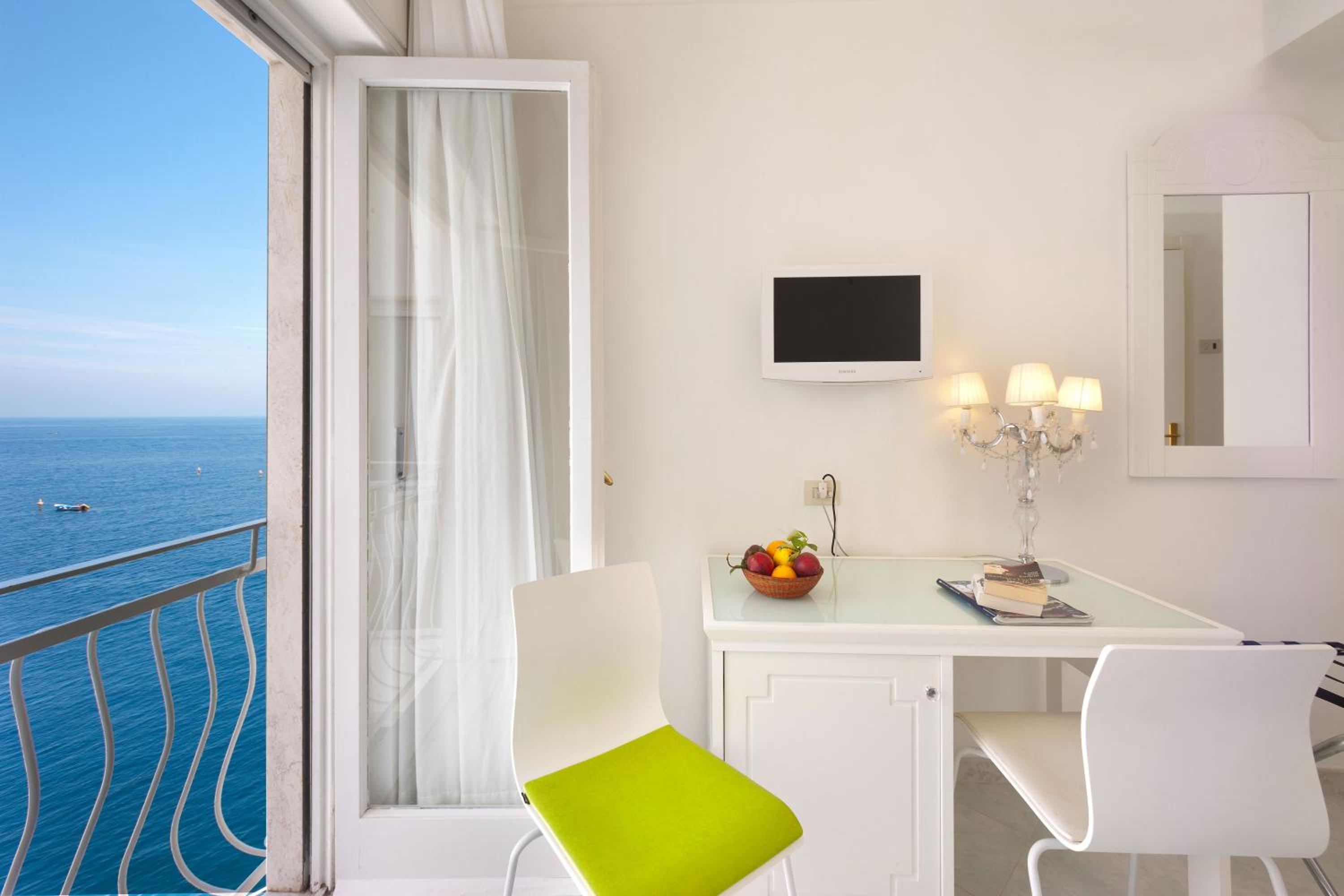 Double Room - Photo 4