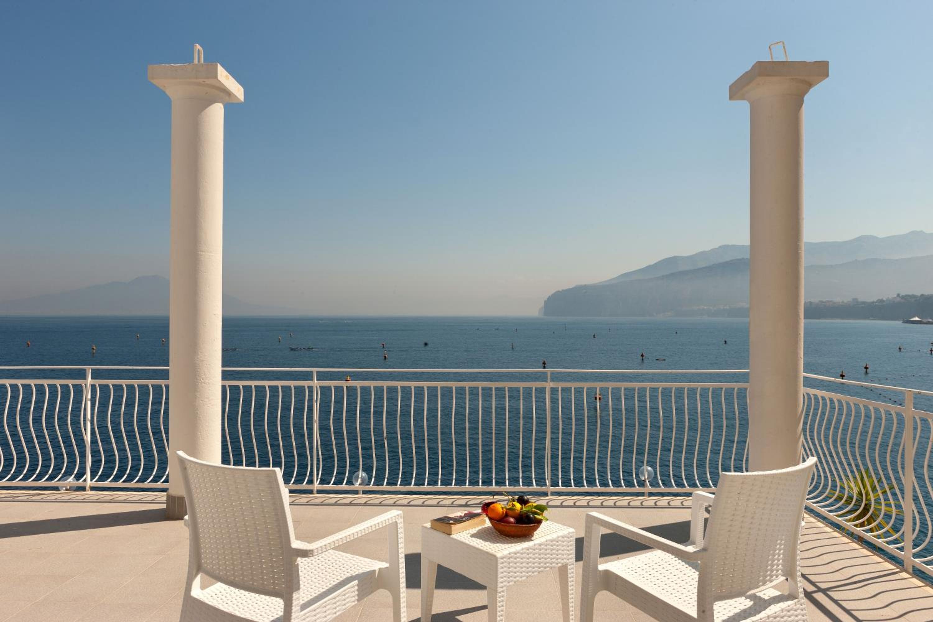 Deluxe Double or Twin Room with Sea View