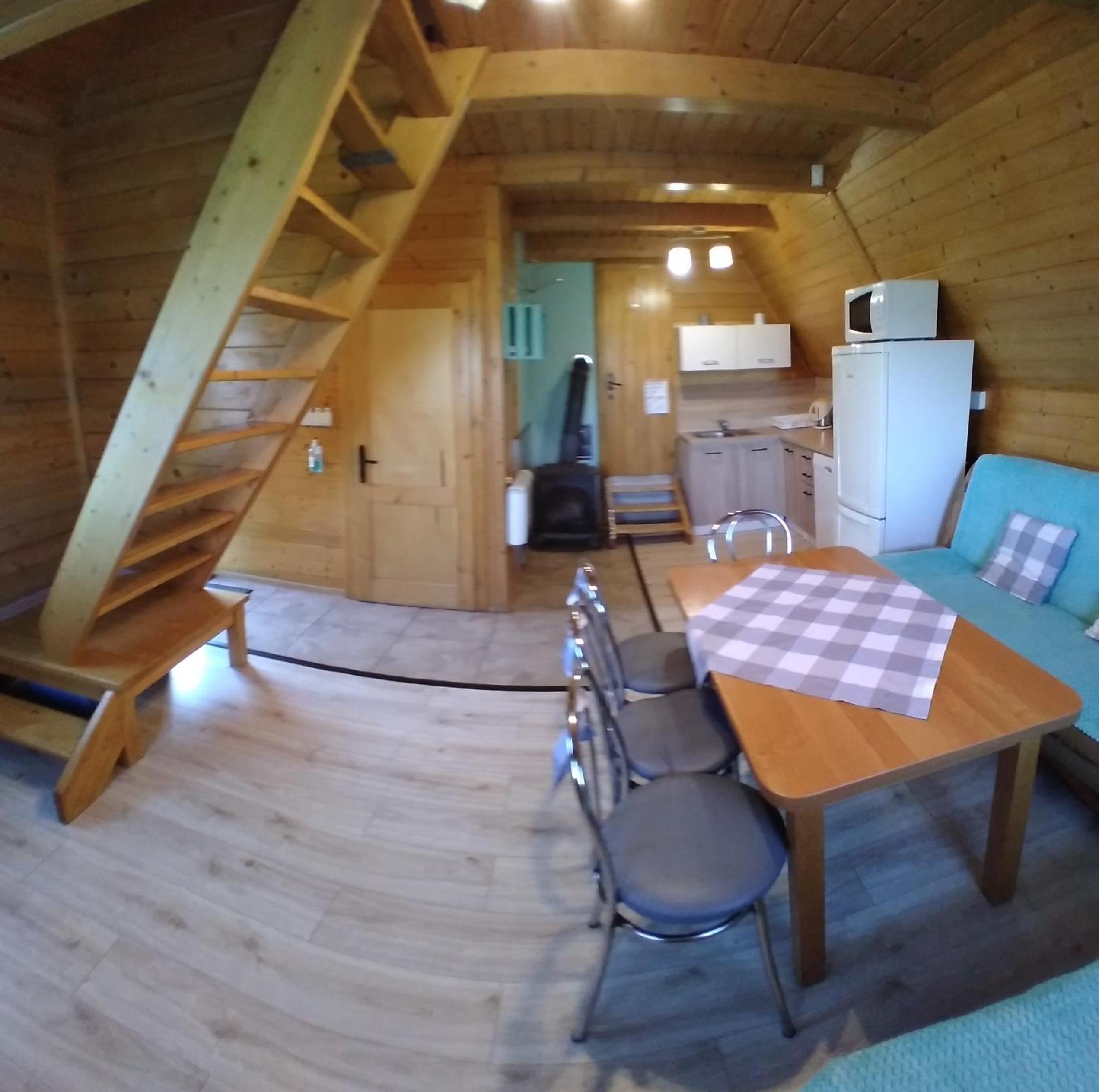Four-Bedroom House photo 2