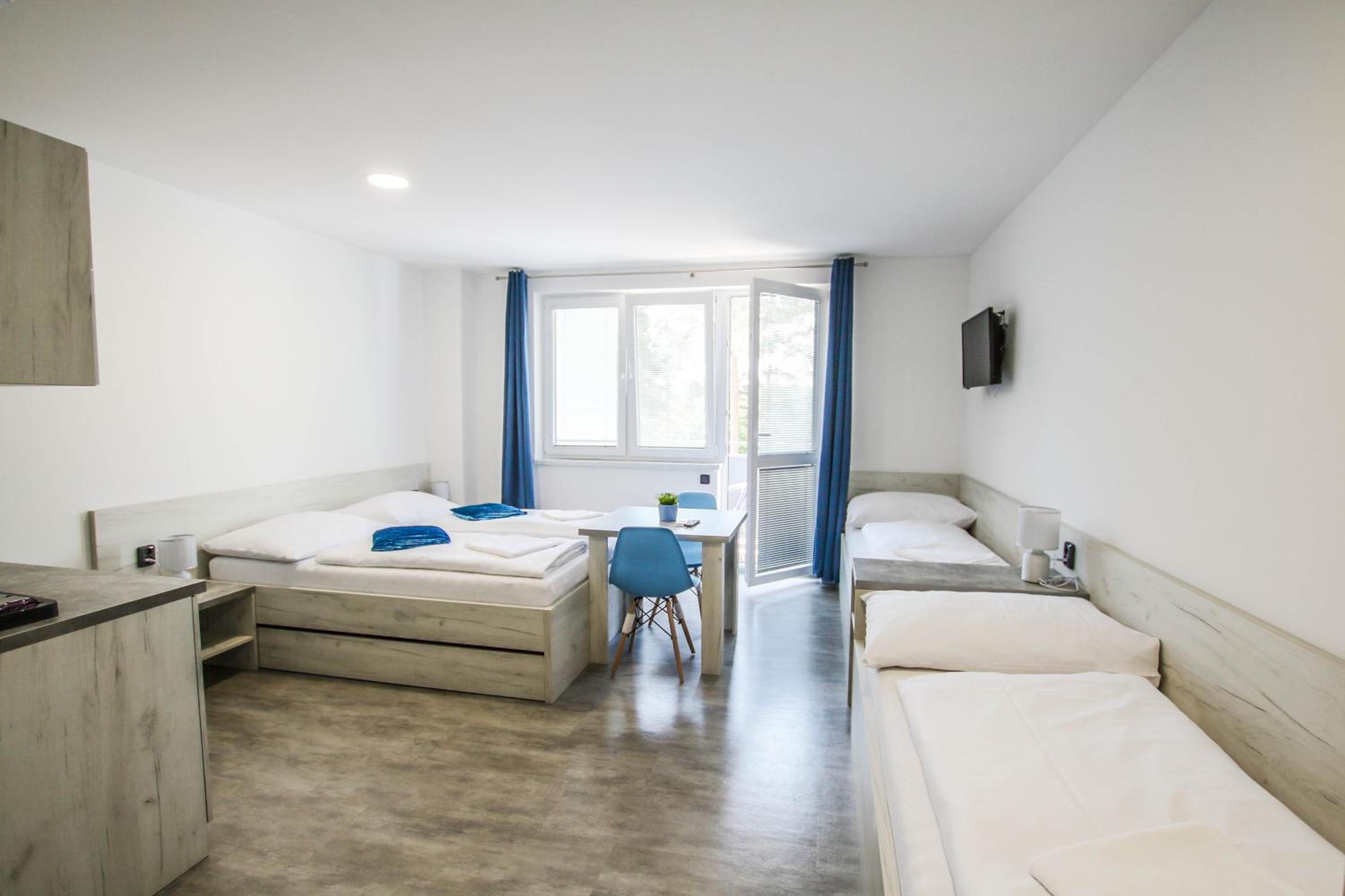 Quadruple Room with Balcony photo 1